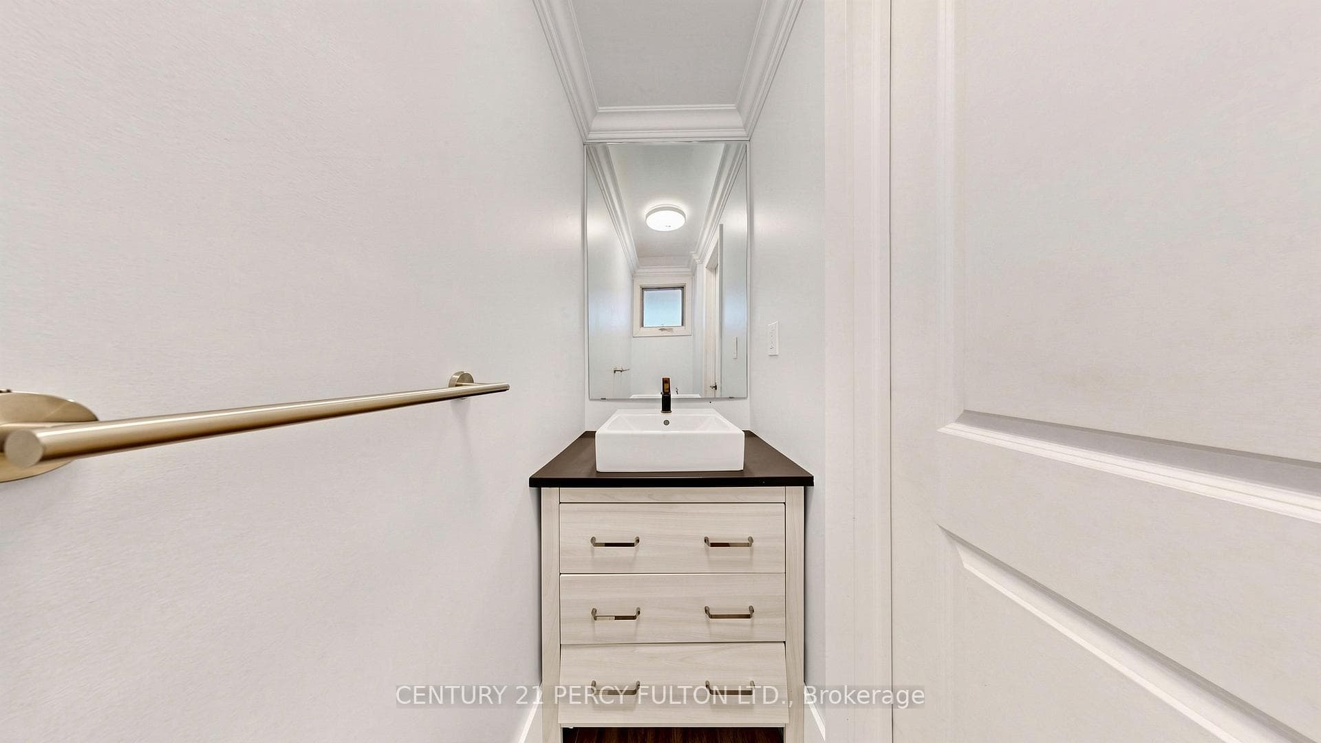 780 Galloway Crescent - Semi-Detached photo 14 of 50 in Mississauga, Ontario