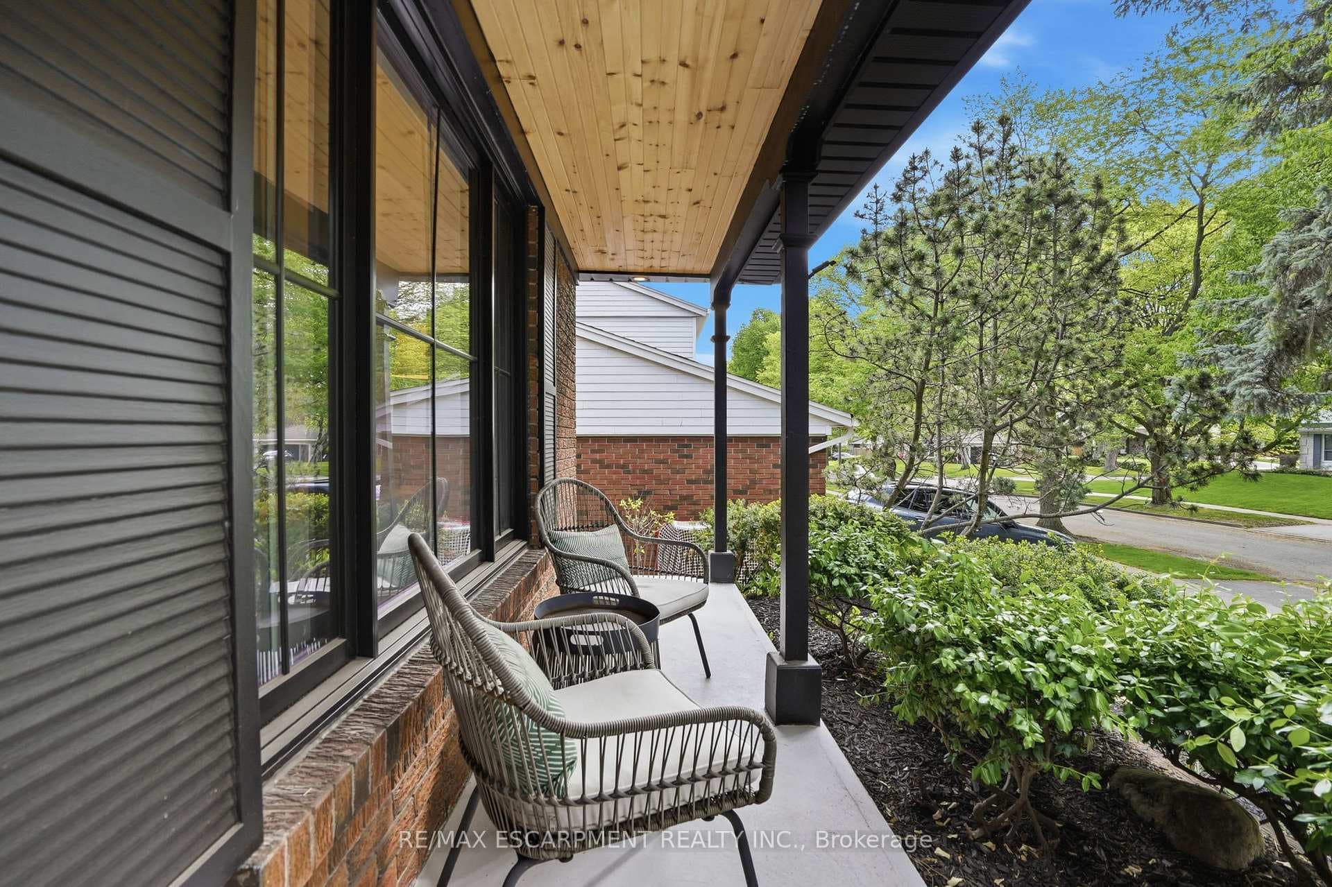 345 Rankin Drive - Detached photo 4 of 50 in Burlington, Ontario