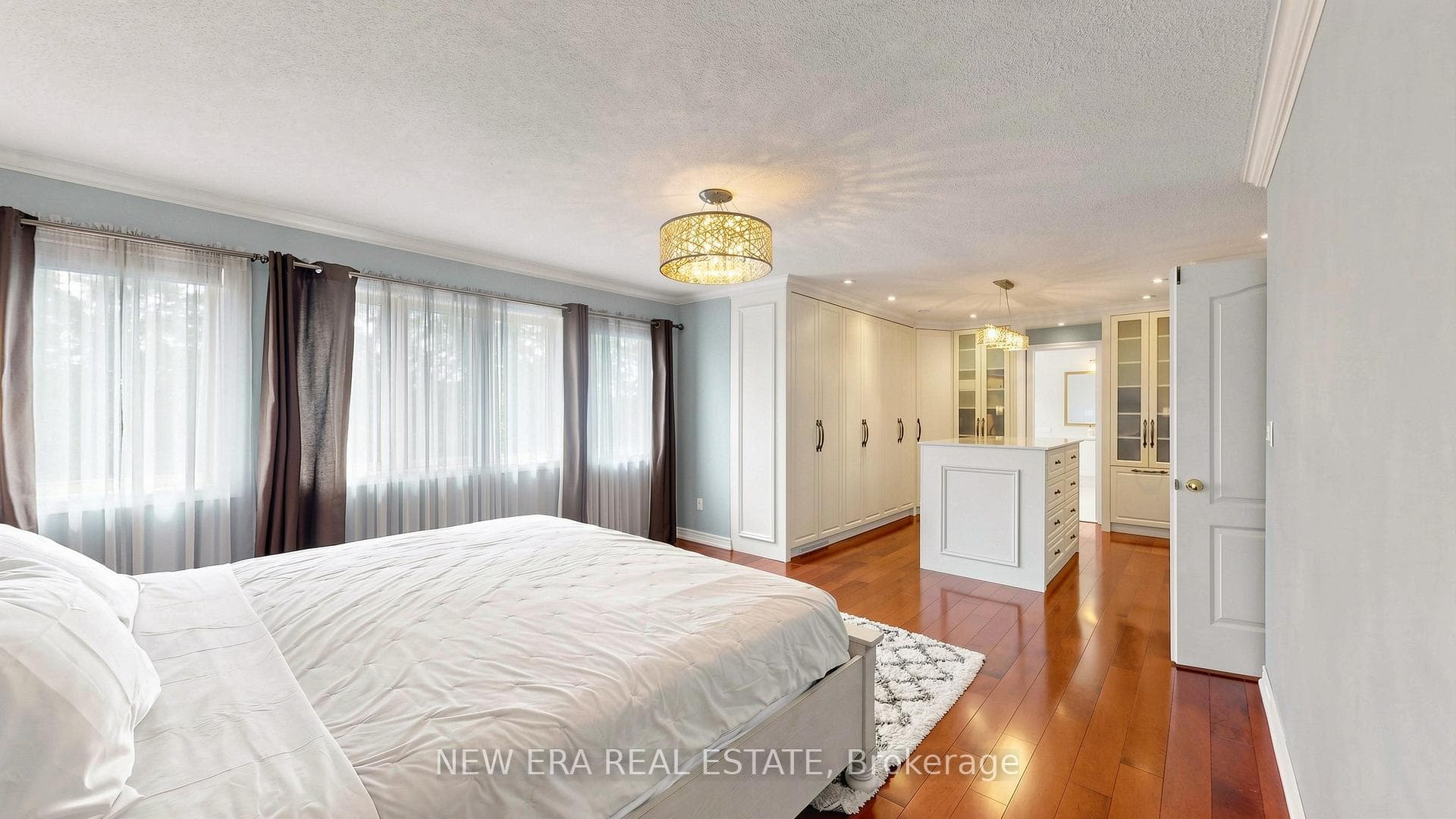 1206 Lindenrock Drive - Detached photo 21 of 50 in Oakville, Ontario