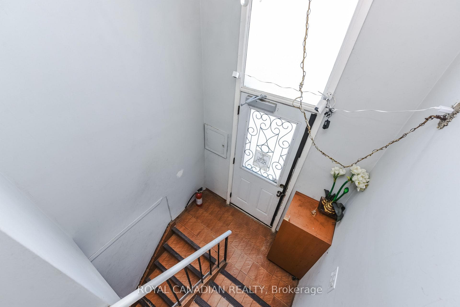 7566 Lockington Crescent - Detached photo 28 of 48 in Mississauga, Ontario