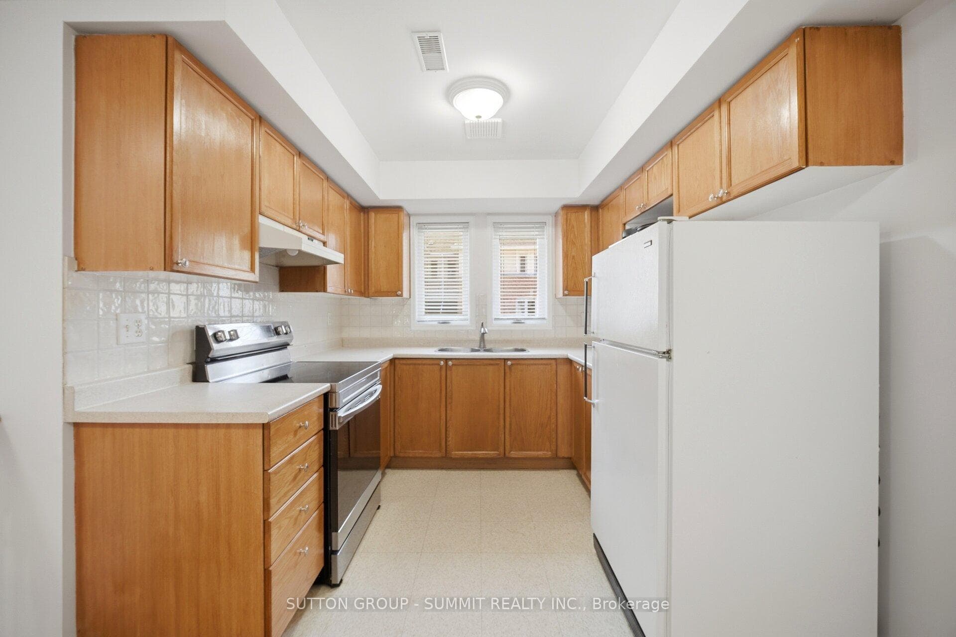 1050 Bristol Road Unit 111 - Condo photo 7 of 16 in Mississauga, Ontario