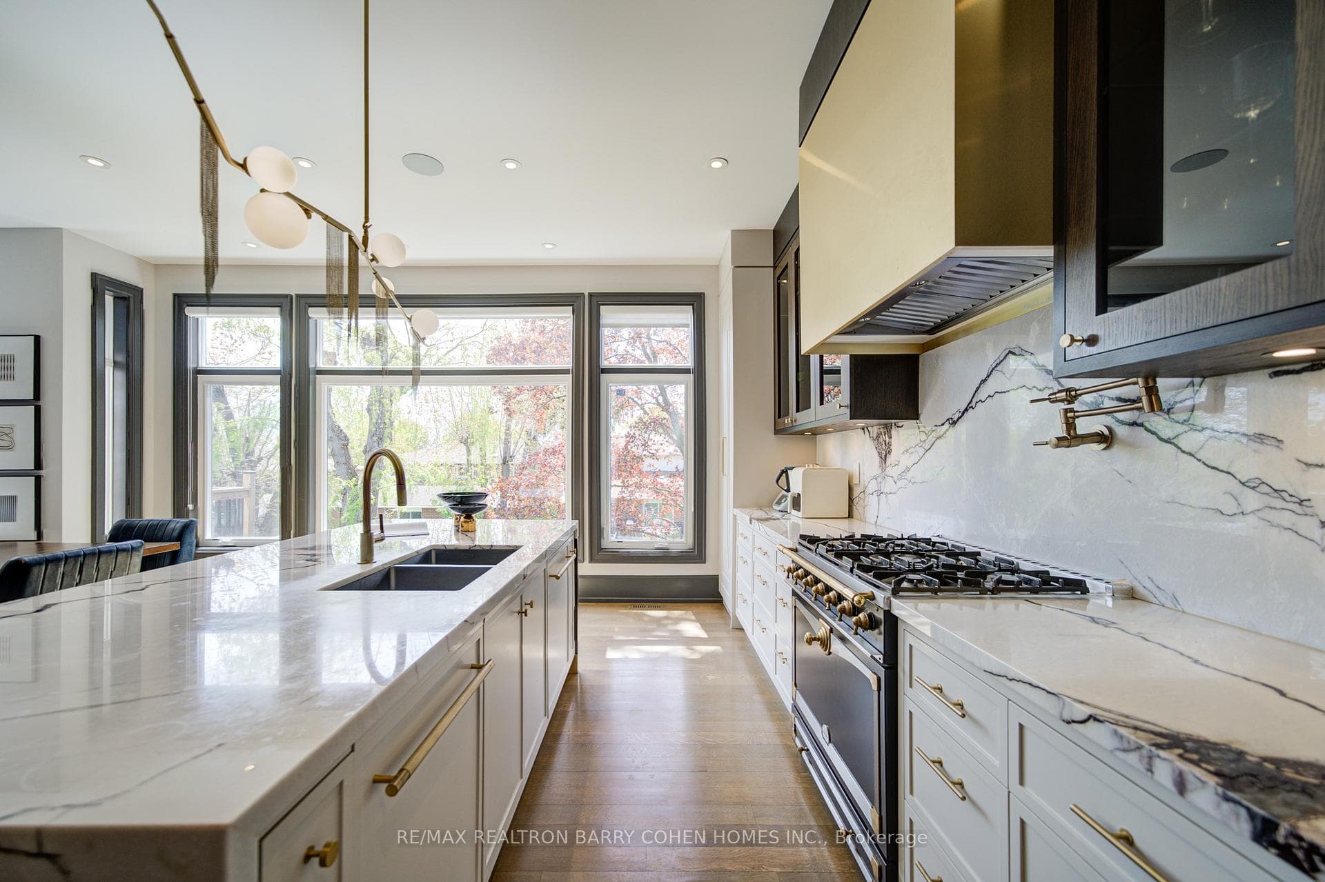 15 Ames Circle - Detached photo 19 of 50 in Don Mills / Parkwoods / Victoria Village, Ontario