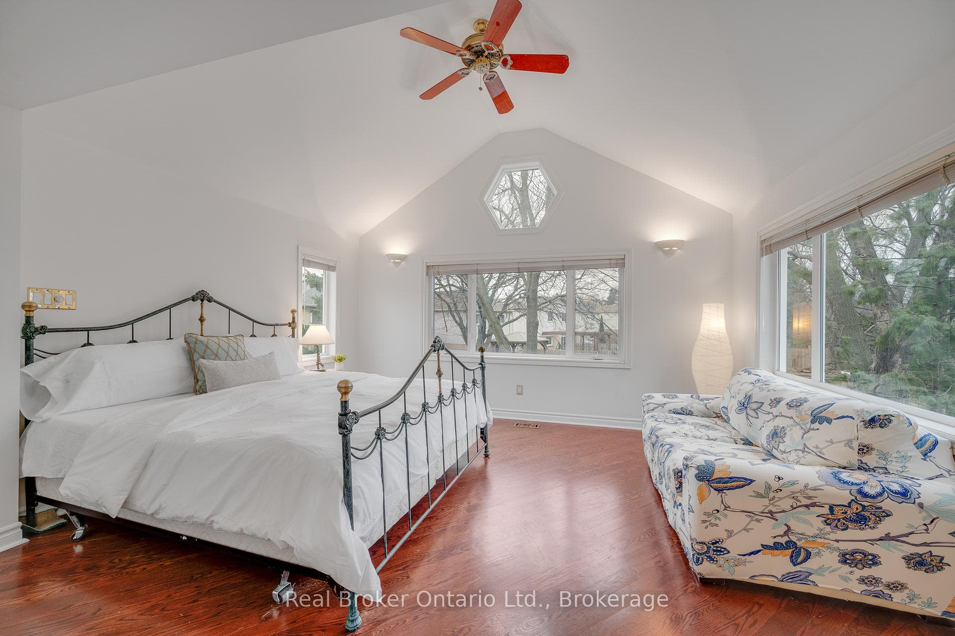 6366 Miller's Grove - Detached photo 24 of 46 in Mississauga, Ontario
