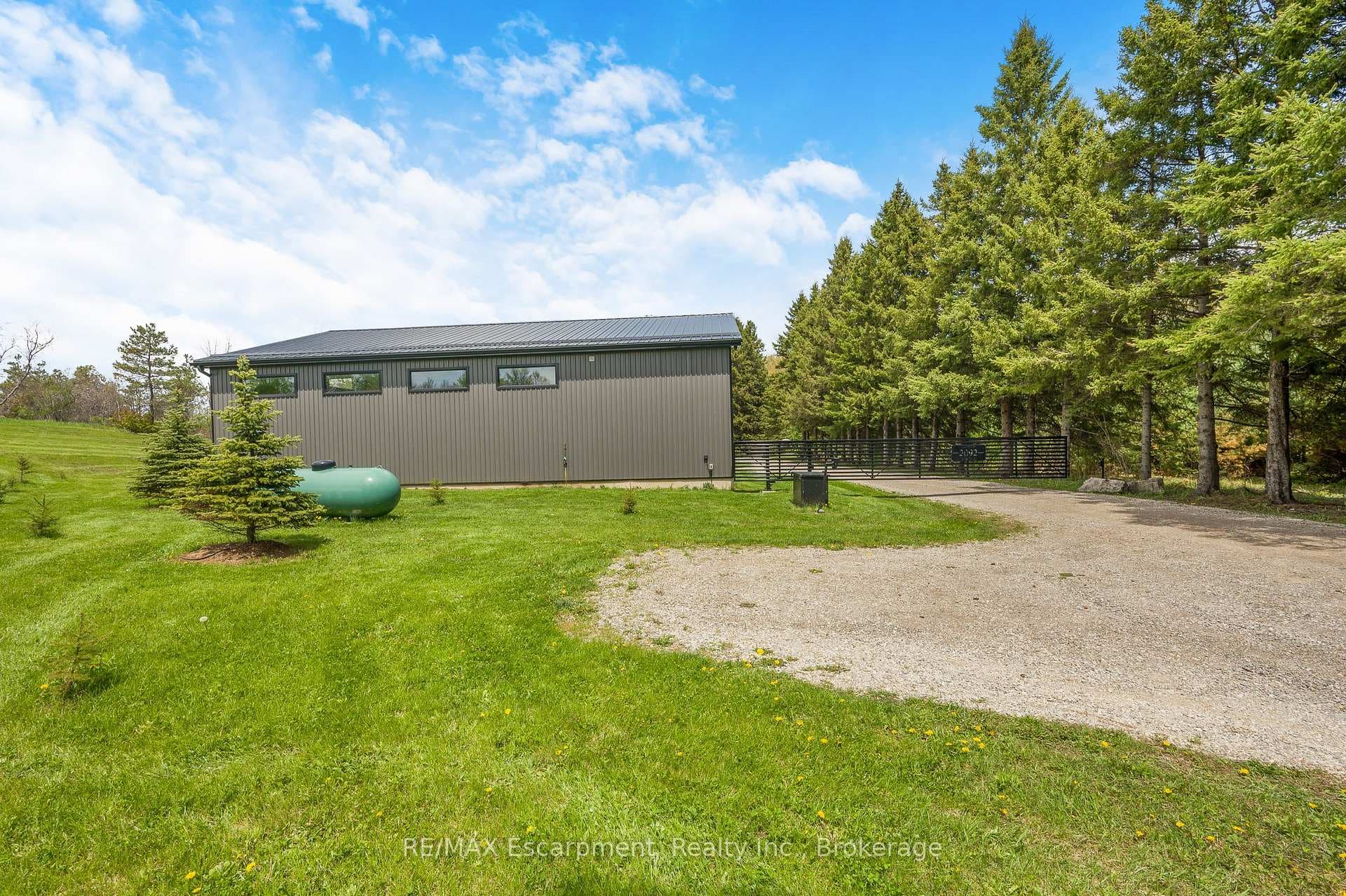 2092 Highway 6 N/A - Detached photo 49 of 50 in Hamilton, Ontario