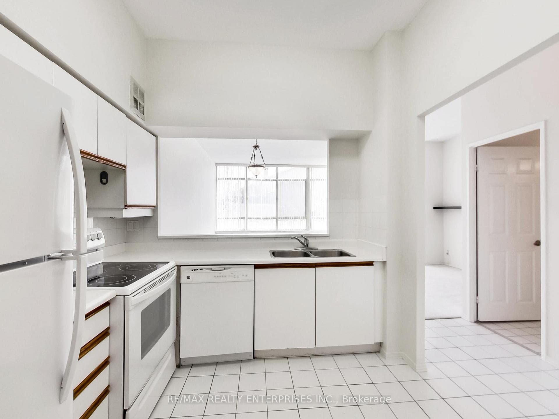 3605 Kariya Drive Unit 110B - Condo photo 15 of 33 in Mississauga, Ontario