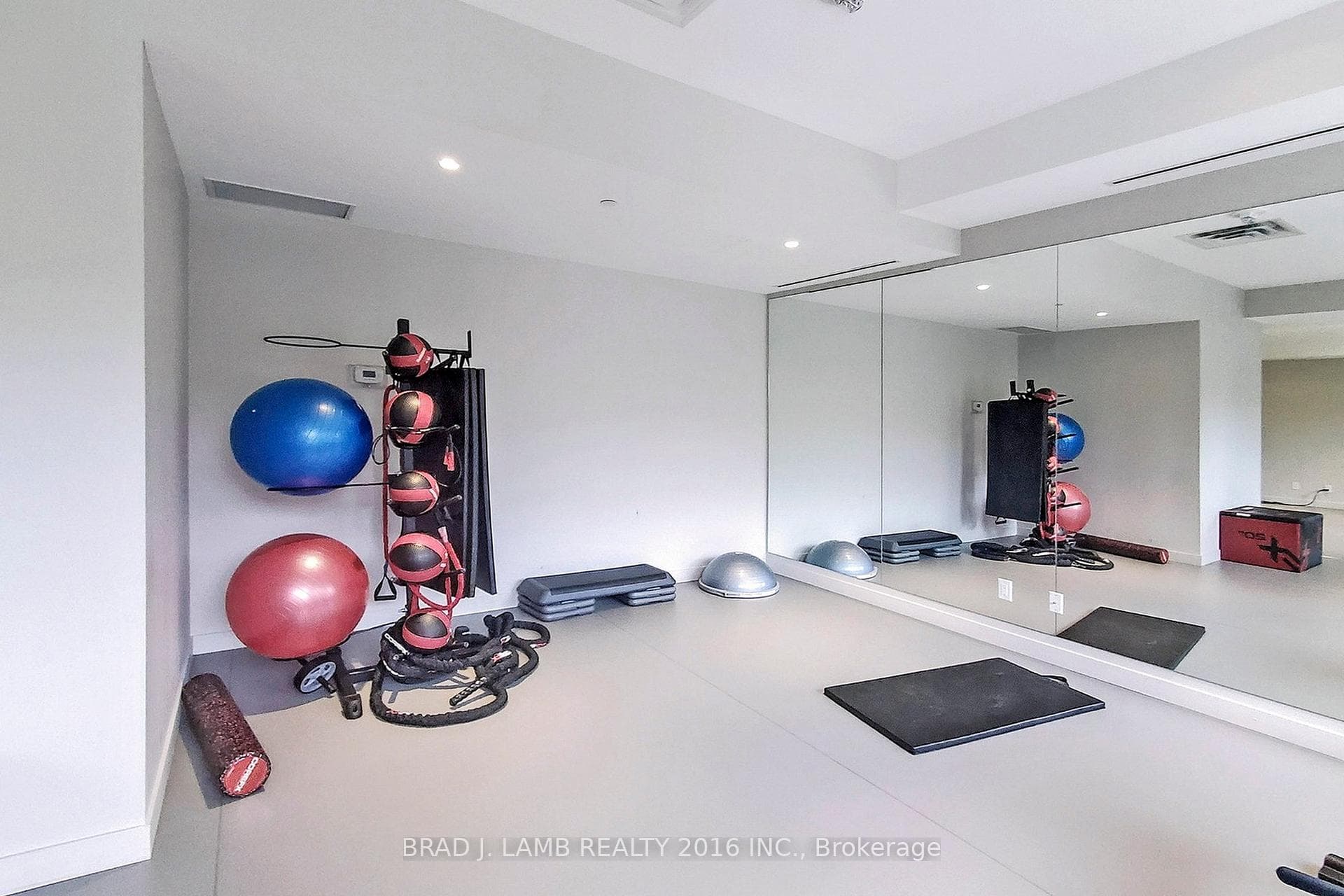 55 Ontario Street Unit 521 - New Construction photo 33 of 46 in Regent Park / Cabbagetown / St. James Town, Ontario