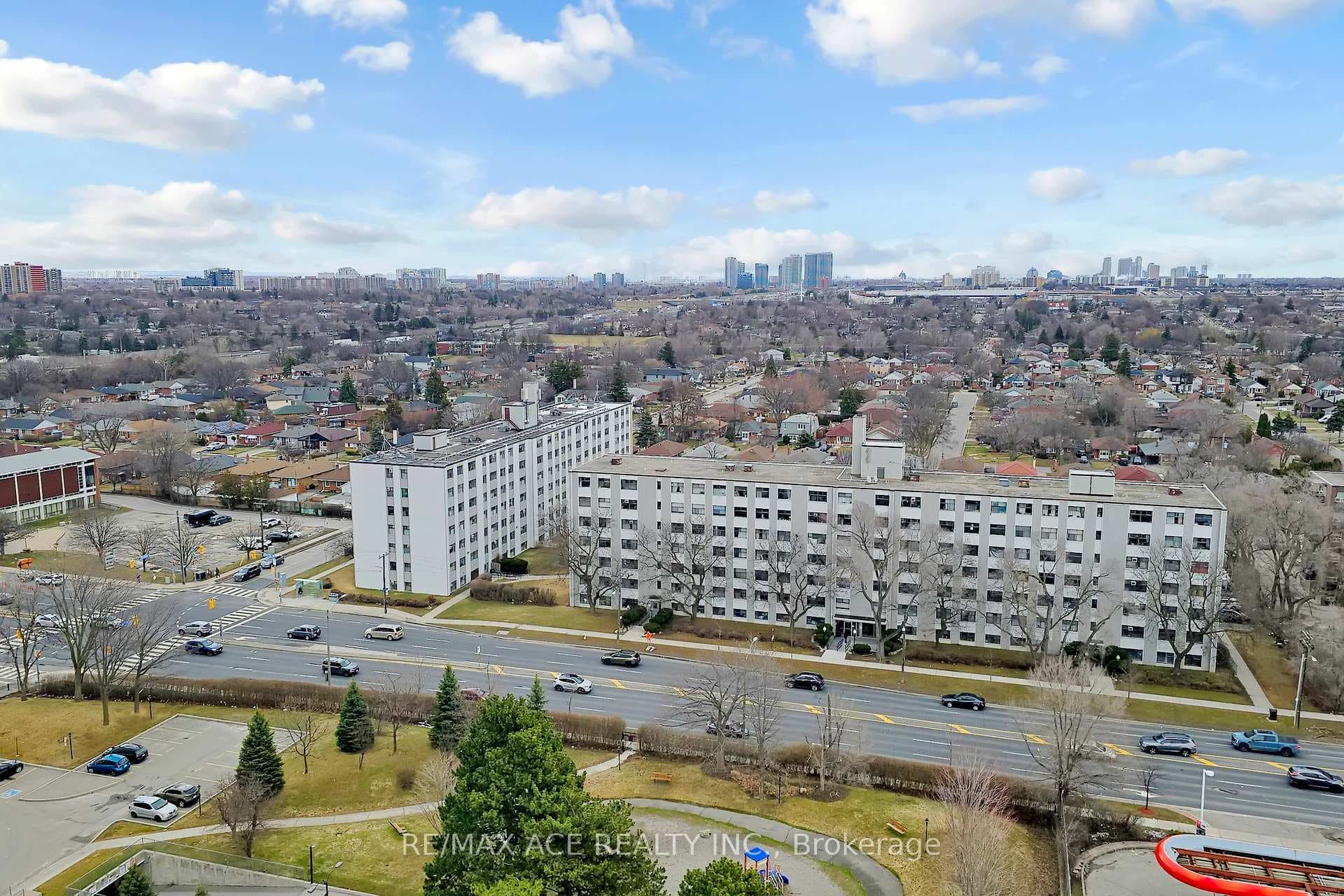 1350 York Mills Road Unit 1906 - Condo photo 42 of 48 in Don Mills / Parkwoods / Victoria Village, Ontario