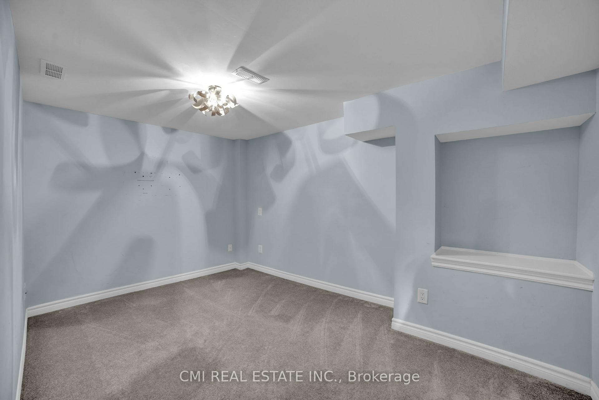 2171 Jardine Crescent - Detached photo 44 of 50 in Burlington, Ontario