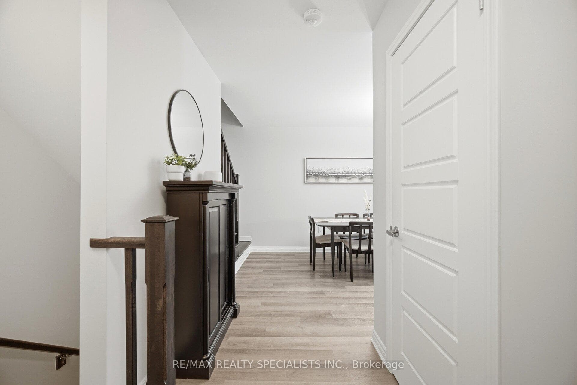 510 Bellflower Court - Townhouse photo 3 of 41 in Milton, Ontario
