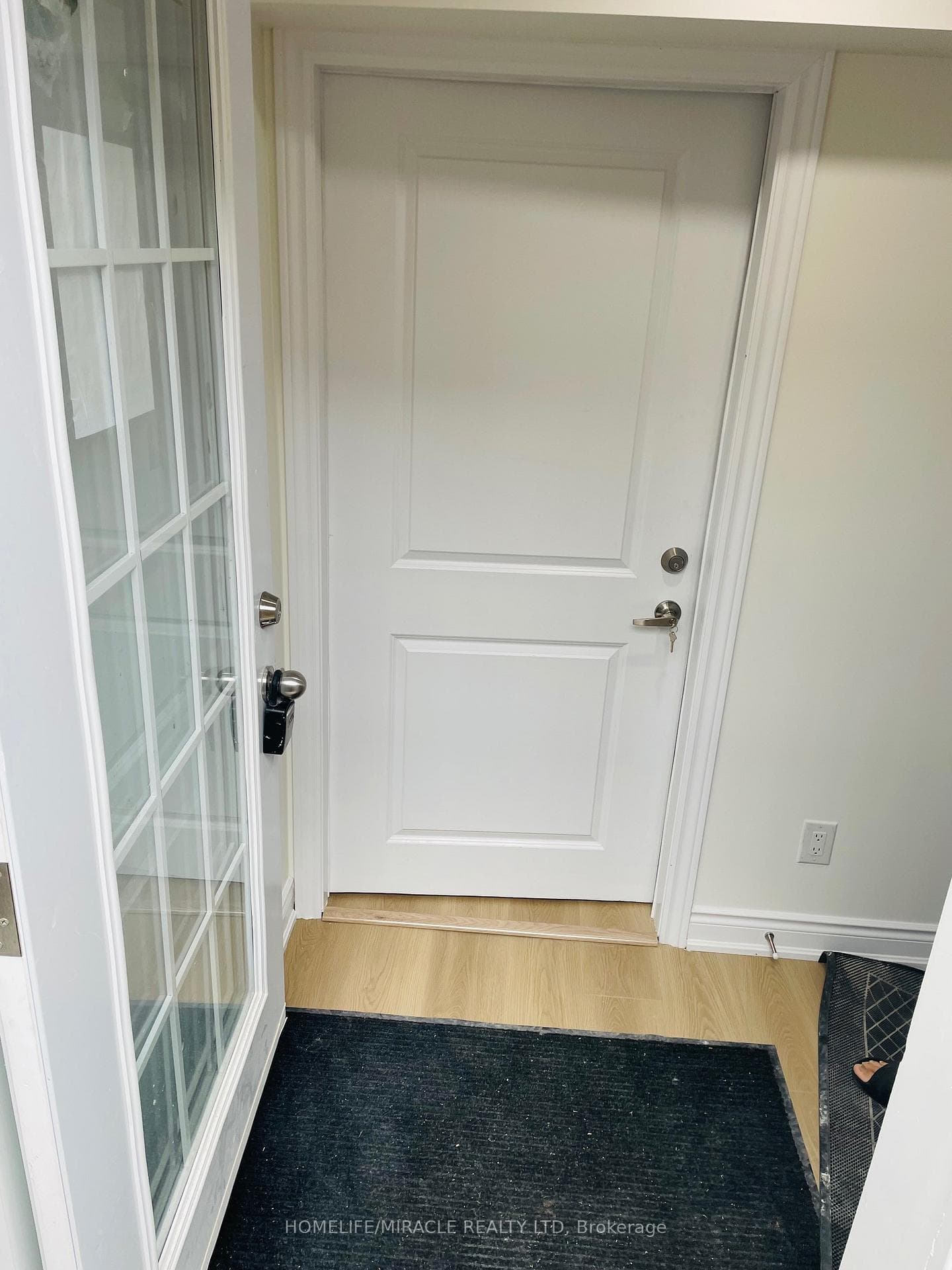 1-2341 Canonridge Circle Unit Bsmt - Detached photo 8 of 17 in Oakville, Ontario