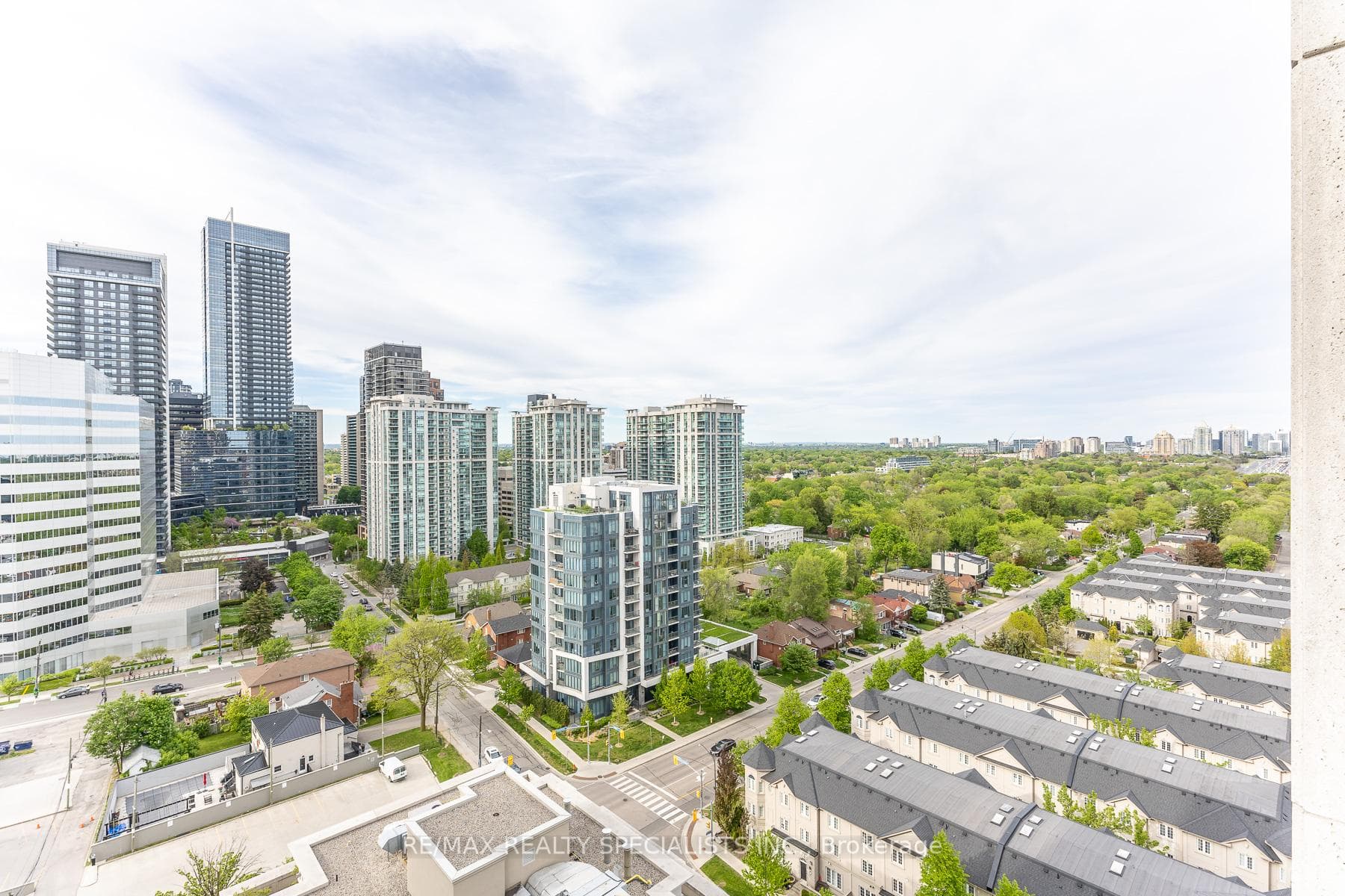 16 Harrison Garden Boulevard Unit 1801 - Condo photo 31 of 39 in Willowdale / Newtonbrook, Ontario