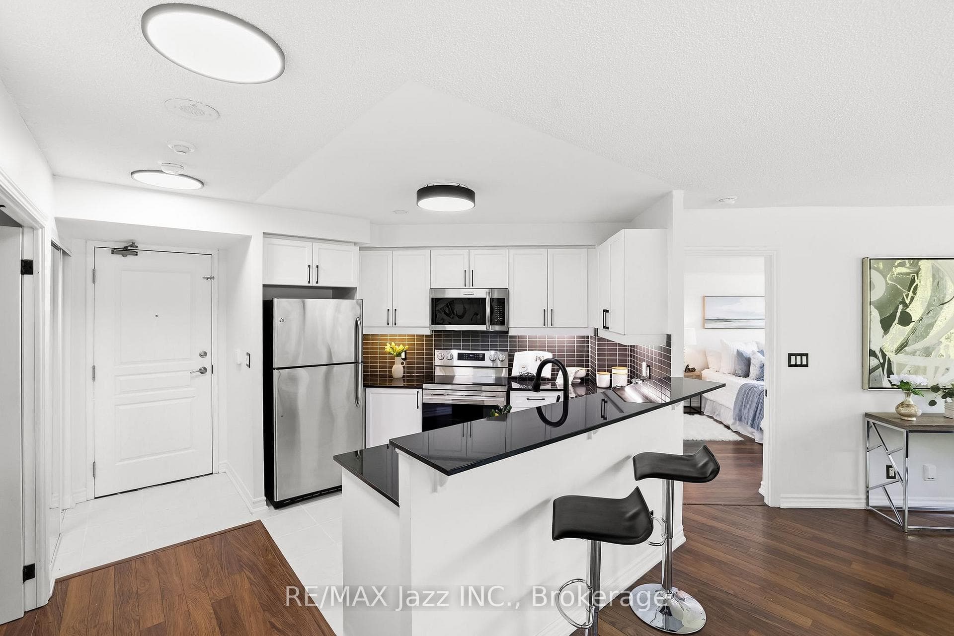 16 Dallimore Circle Unit 307 - Condo photo 12 of 50 in Don Mills / Parkwoods / Victoria Village, Ontario