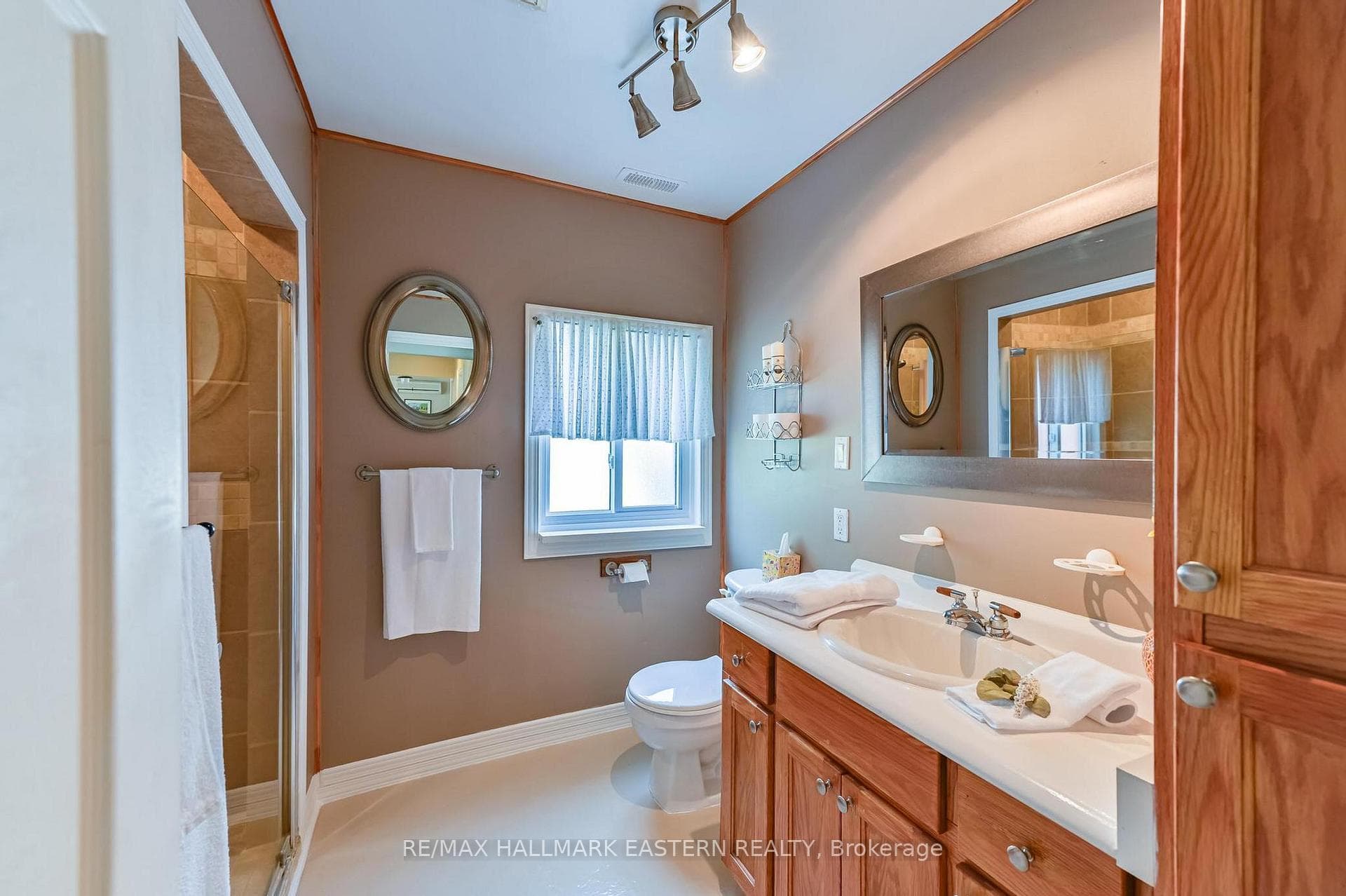 7069 Waverly Street - Detached photo 13 of 37 in Hamilton Township, Ontario
