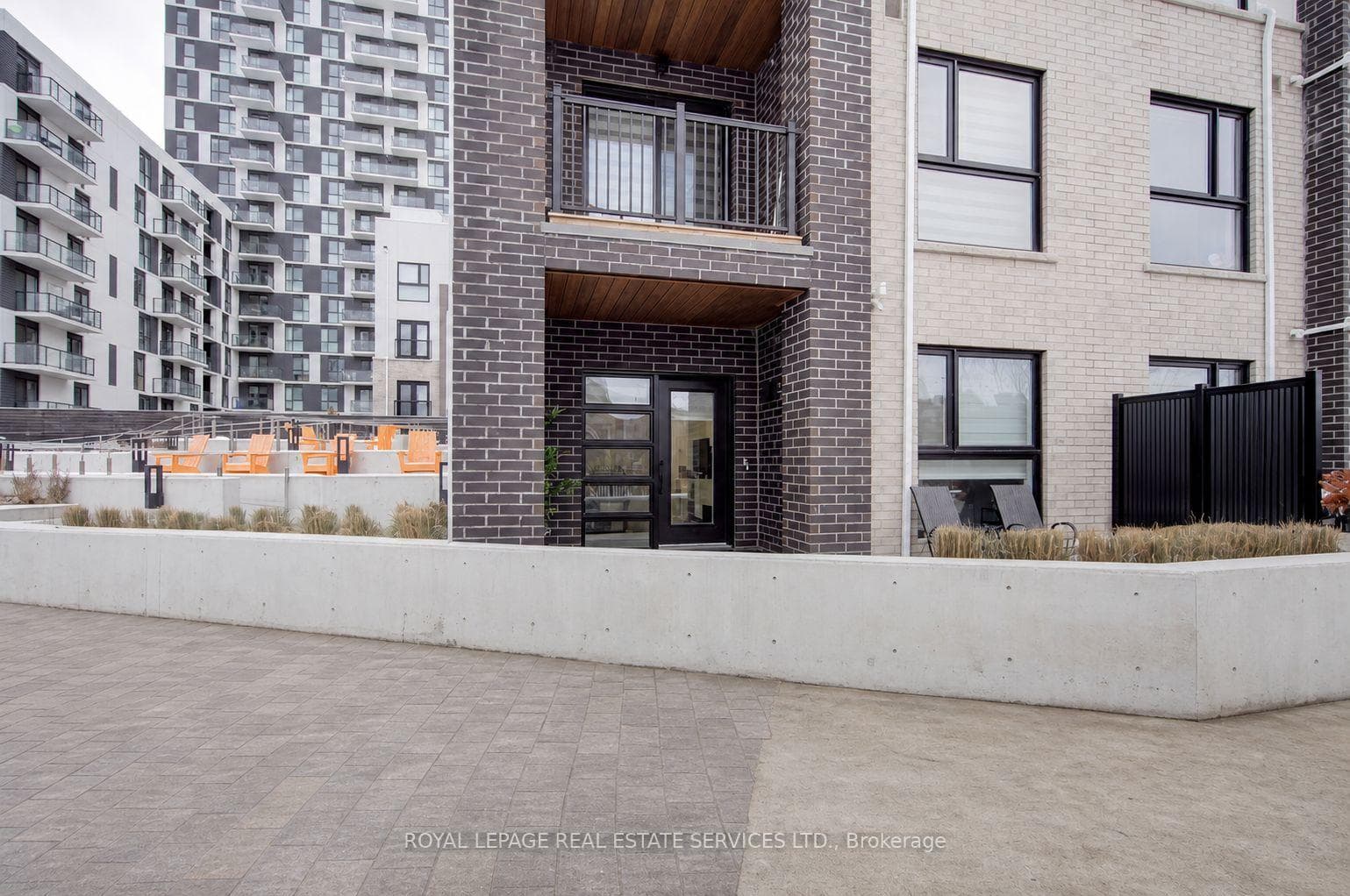 349 Wheat Boom Drive Unit 123 - Condo photo 18 of 20 in Oakville, Ontario