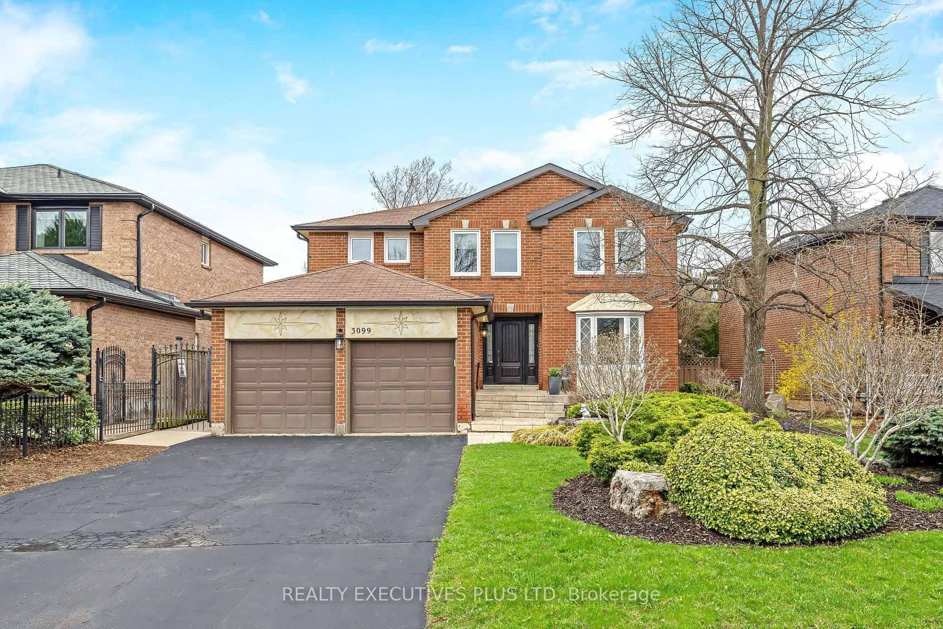 3099 Hickling Court, Mississauga — home with in-law suite