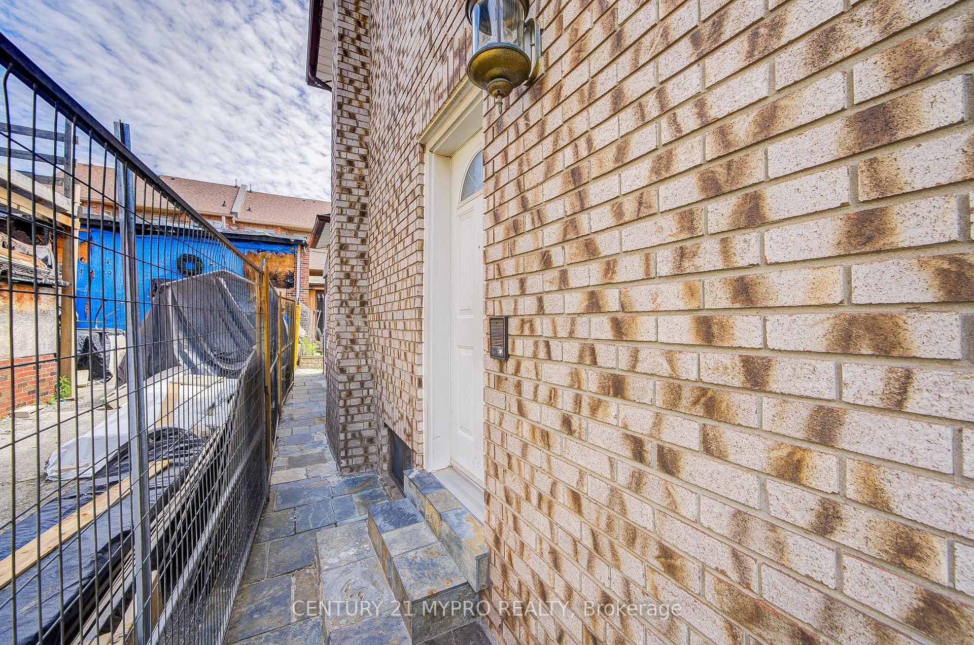 211 Bellwoods Avenue - Detached photo 48 of 50 in Downtown Toronto / Waterfront, Ontario