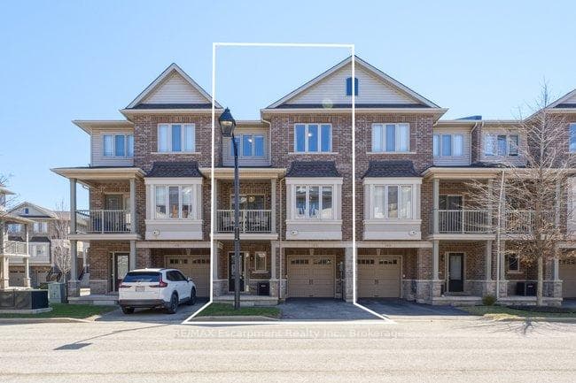 4128 Palermo Common - Townhouse for sale in Tyandaga, Ontario