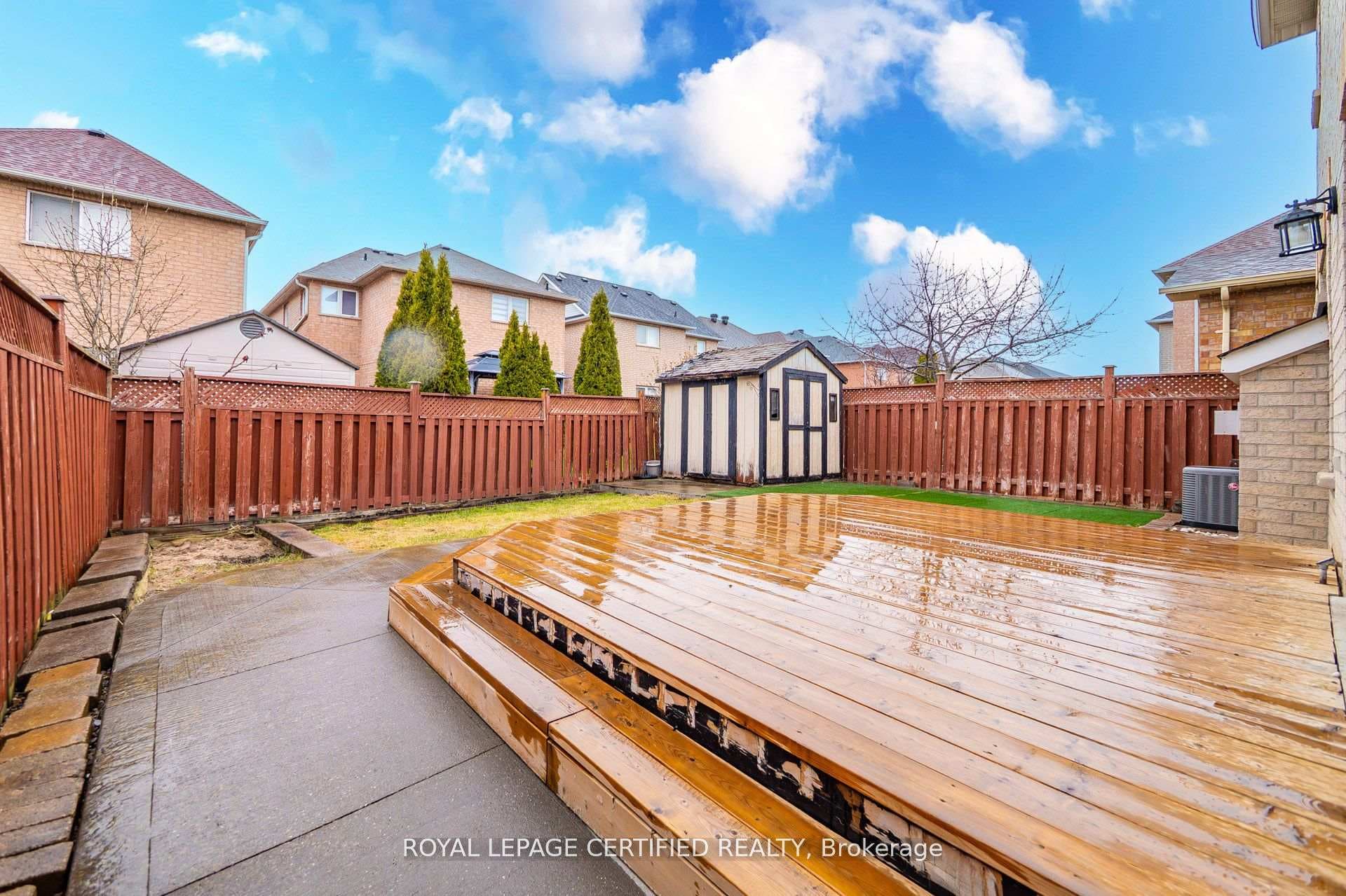 643 Garden Walk - Detached photo 50 of 50 in Mississauga, Ontario