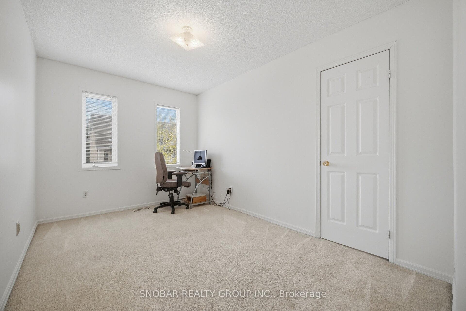 1050 Bristol Road Unit 31 - Condo photo 16 of 27 in Mississauga, Ontario