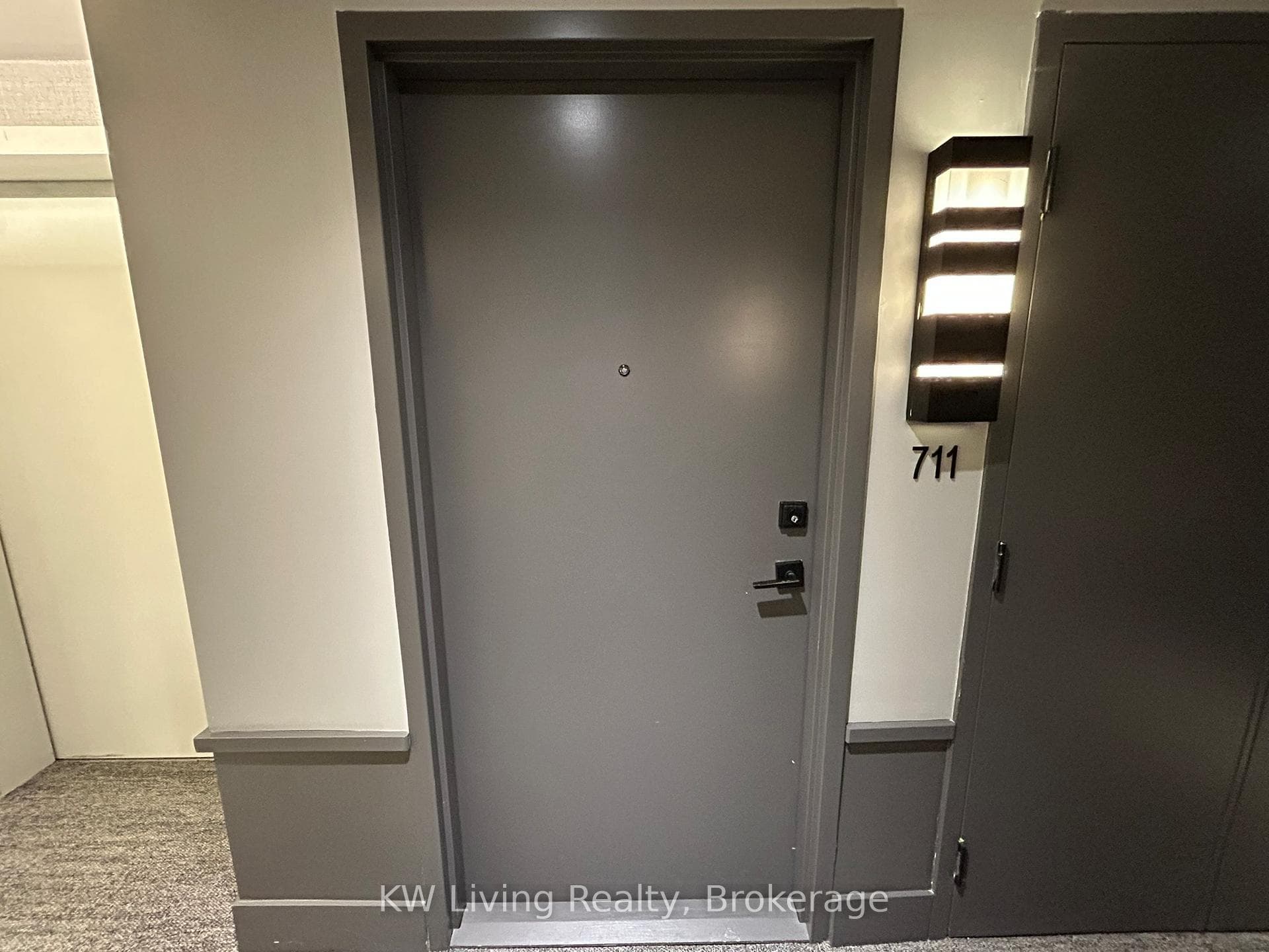 2489 Taunton Road Unit 711 - Condo photo 5 of 20 in Oakville, Ontario