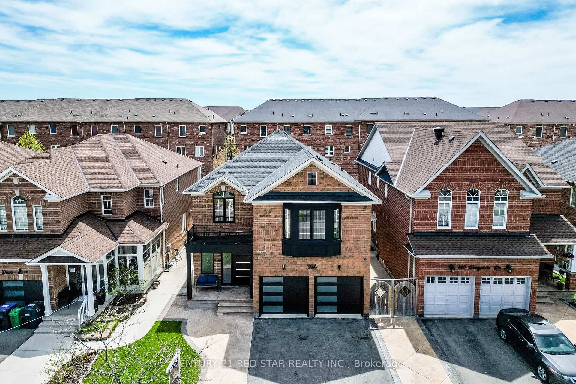 396 Derrydale Drive - Detached photo 3 of 48 in Mississauga, Ontario