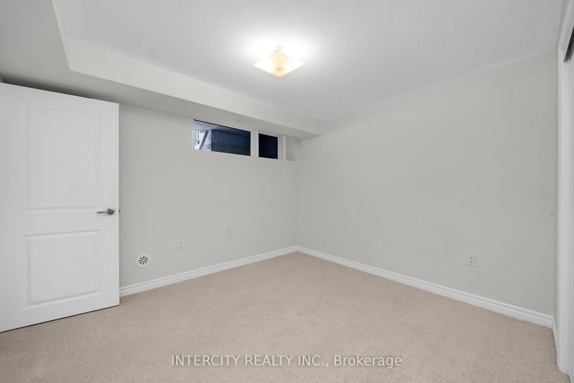 2 Savvy Lane Unit 43Z - Condo photo 10 of 17 in Caledon, Ontario