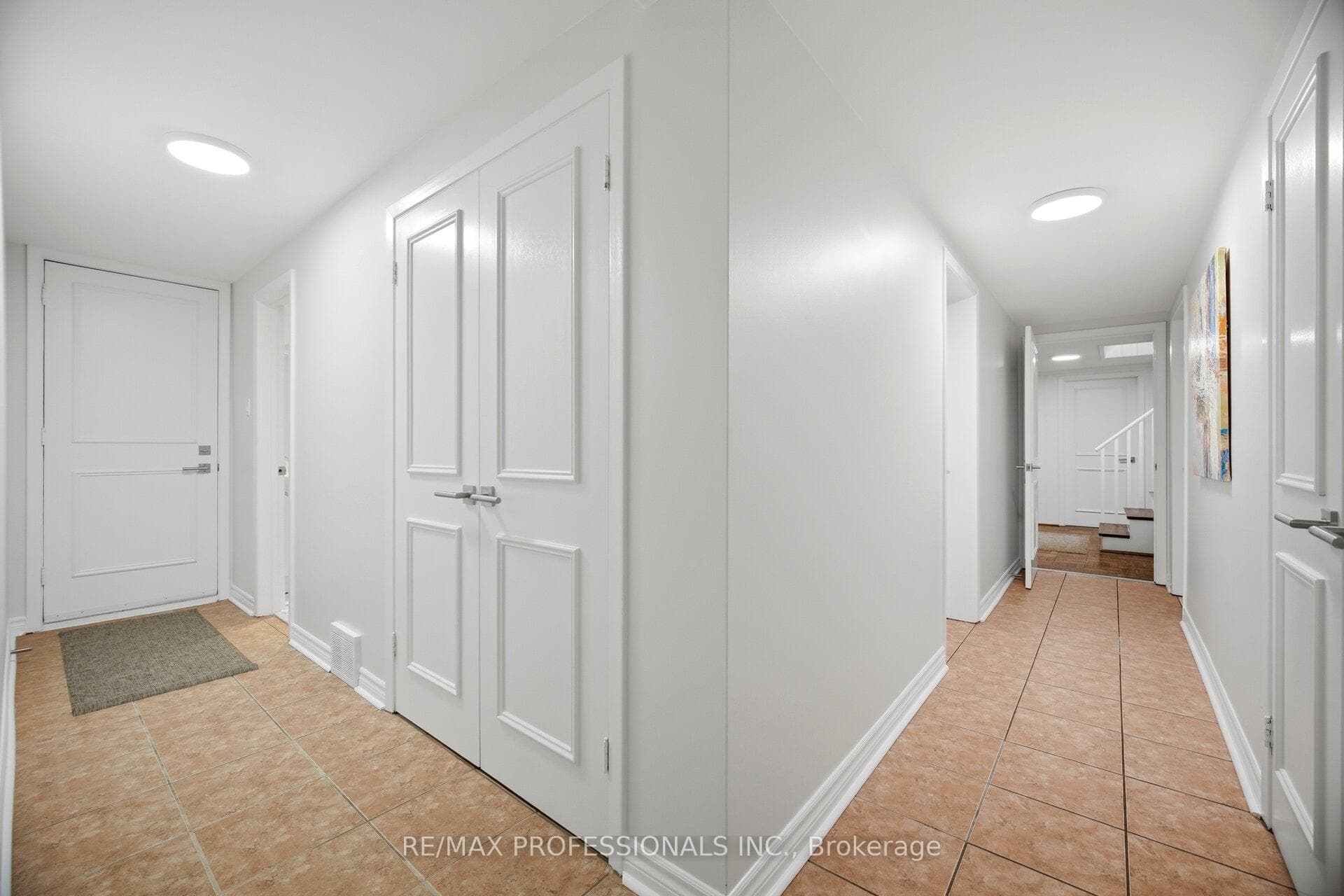 10 Cosway Court - Detached photo 33 of 46 in Etobicoke (Islington / Rexdale), Ontario