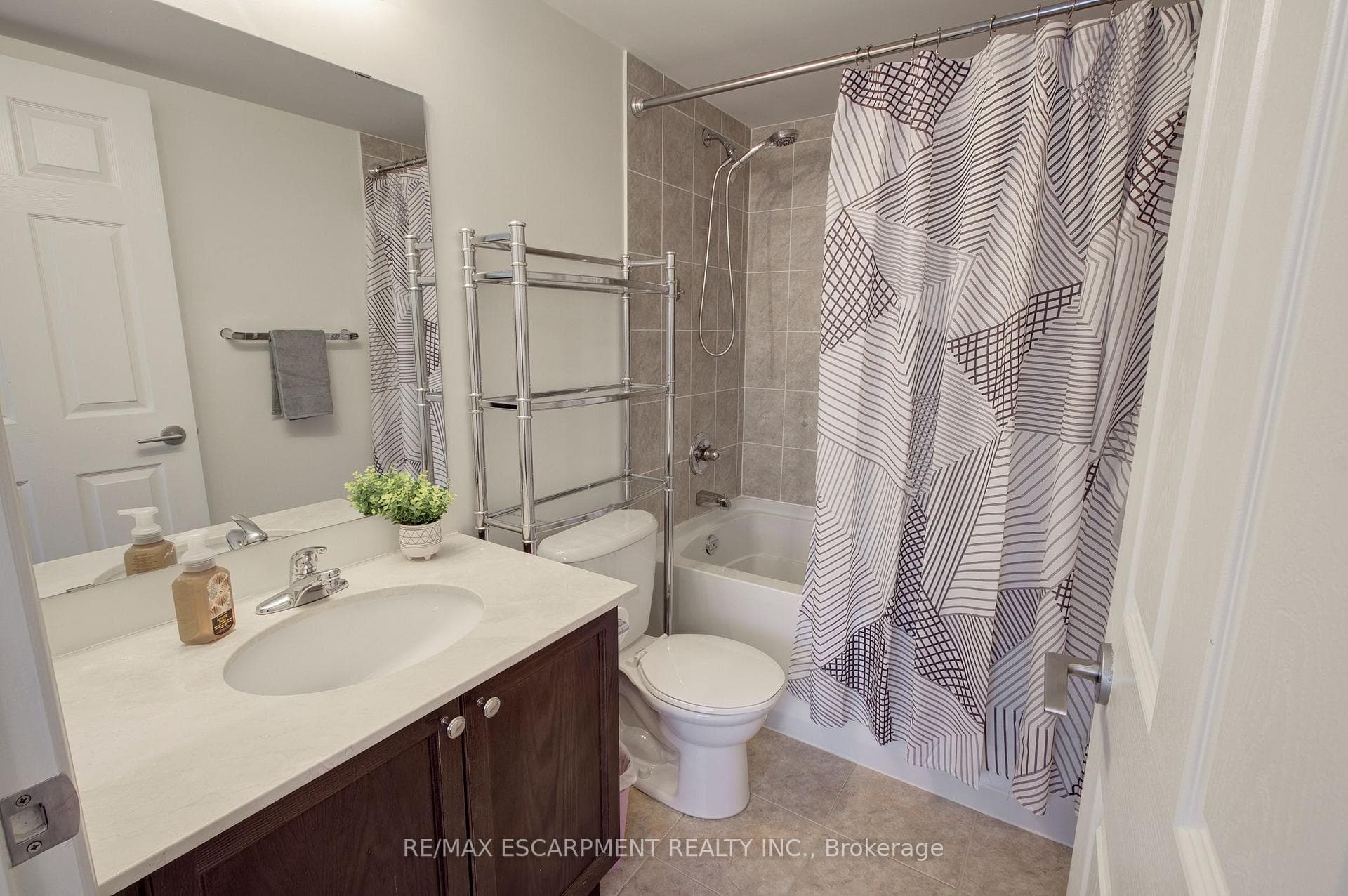 2379 Central Park Drive Unit 603 - Condo photo 33 of 43 in Oakville, Ontario