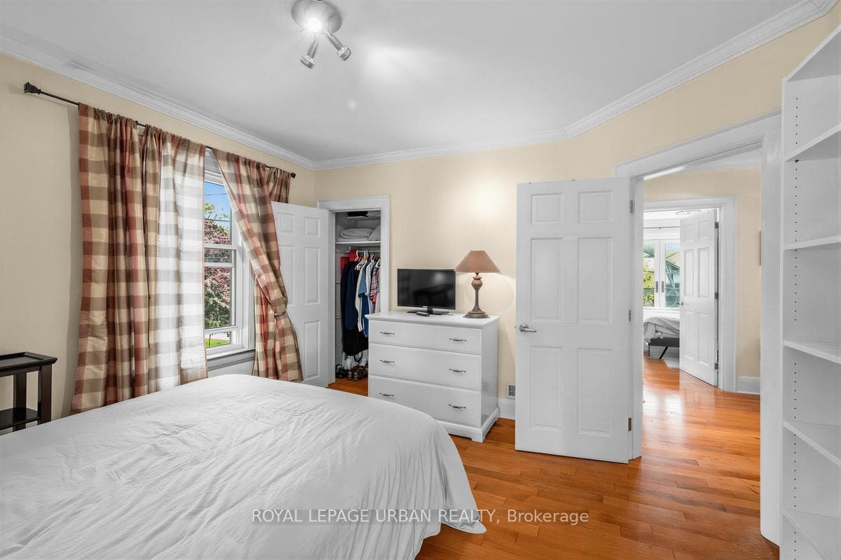 44 Austin Terrace - Semi-Detached photo 26 of 41 in Annex / Yorkville / Summerhill, Ontario