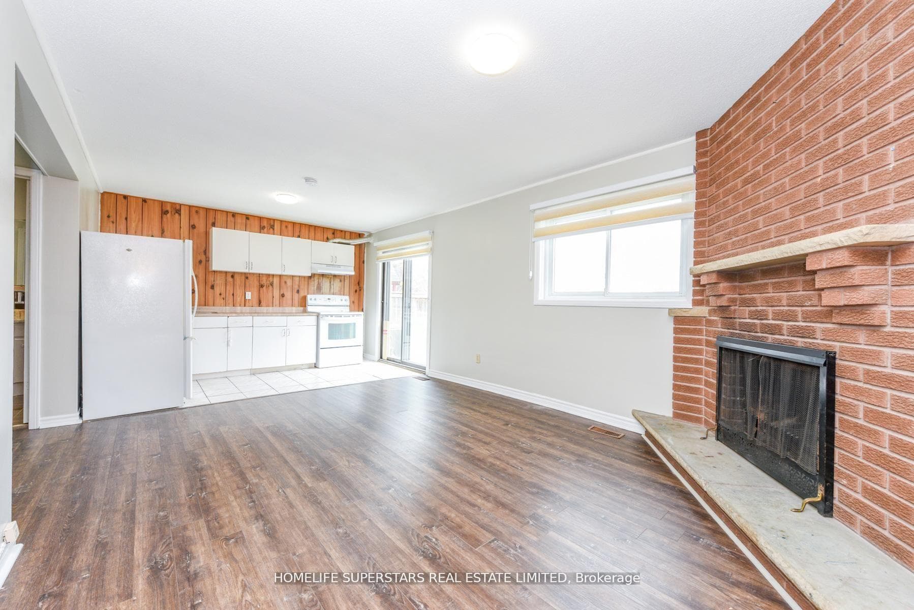 306 Royal Salisbury Way - Semi-Detached photo 3 of 22 in Brampton, Ontario