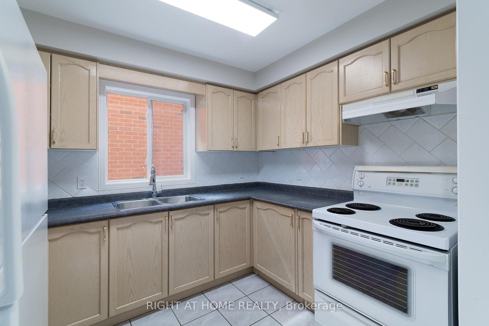 18 Frank Johnston Road - Townhouse photo 15 of 50 in Caledon, Ontario