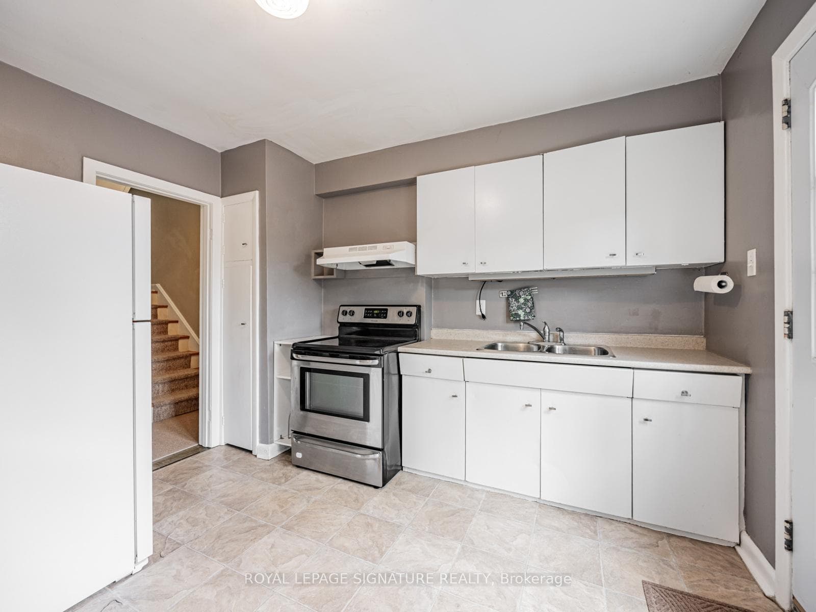4 Burdock Lane - Condo photo 14 of 32 in Don Mills / Parkwoods / Victoria Village, Ontario