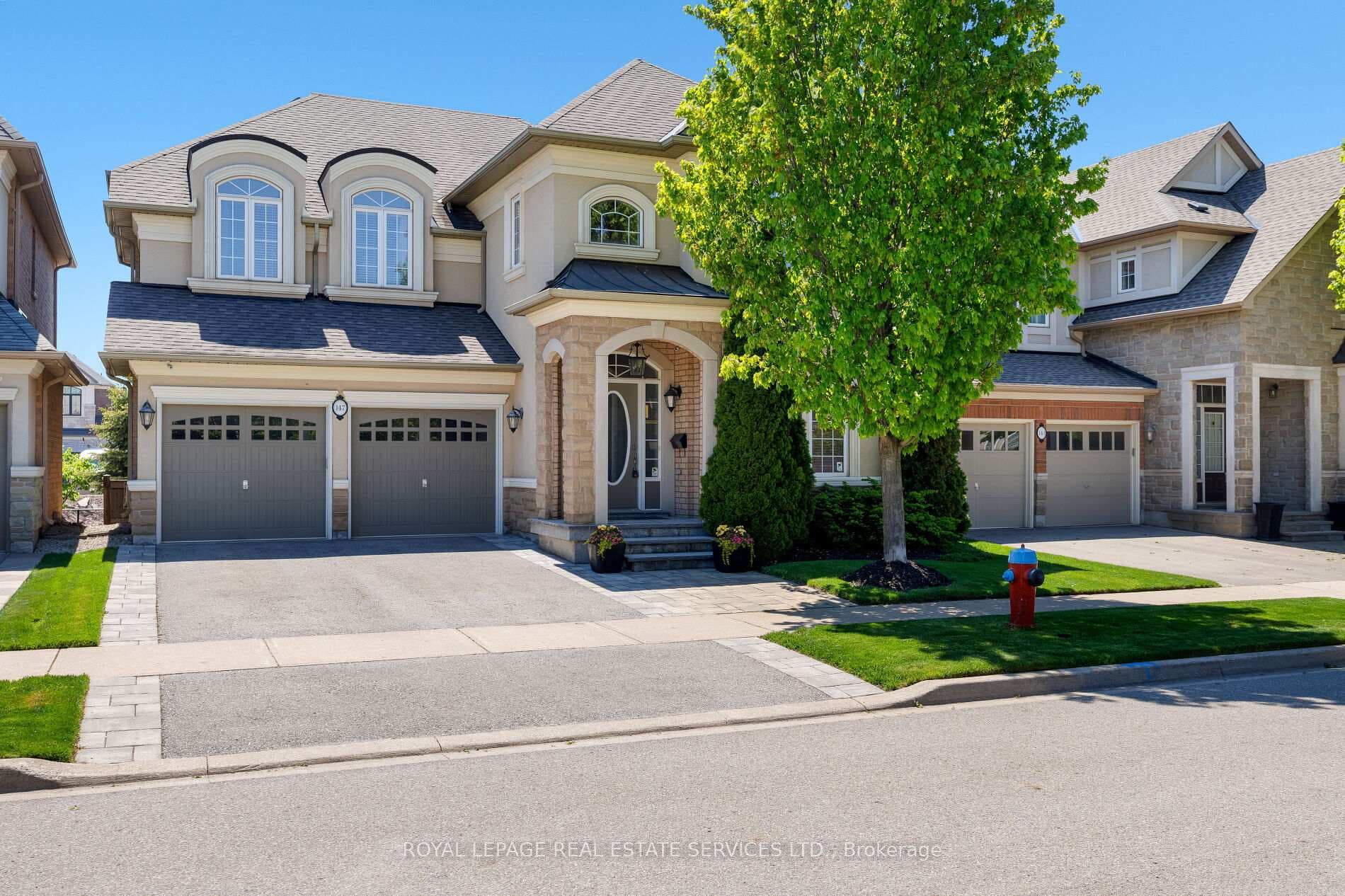 147 Innville Crescent - Detached photo 1 of 47 in Oakville, Ontario