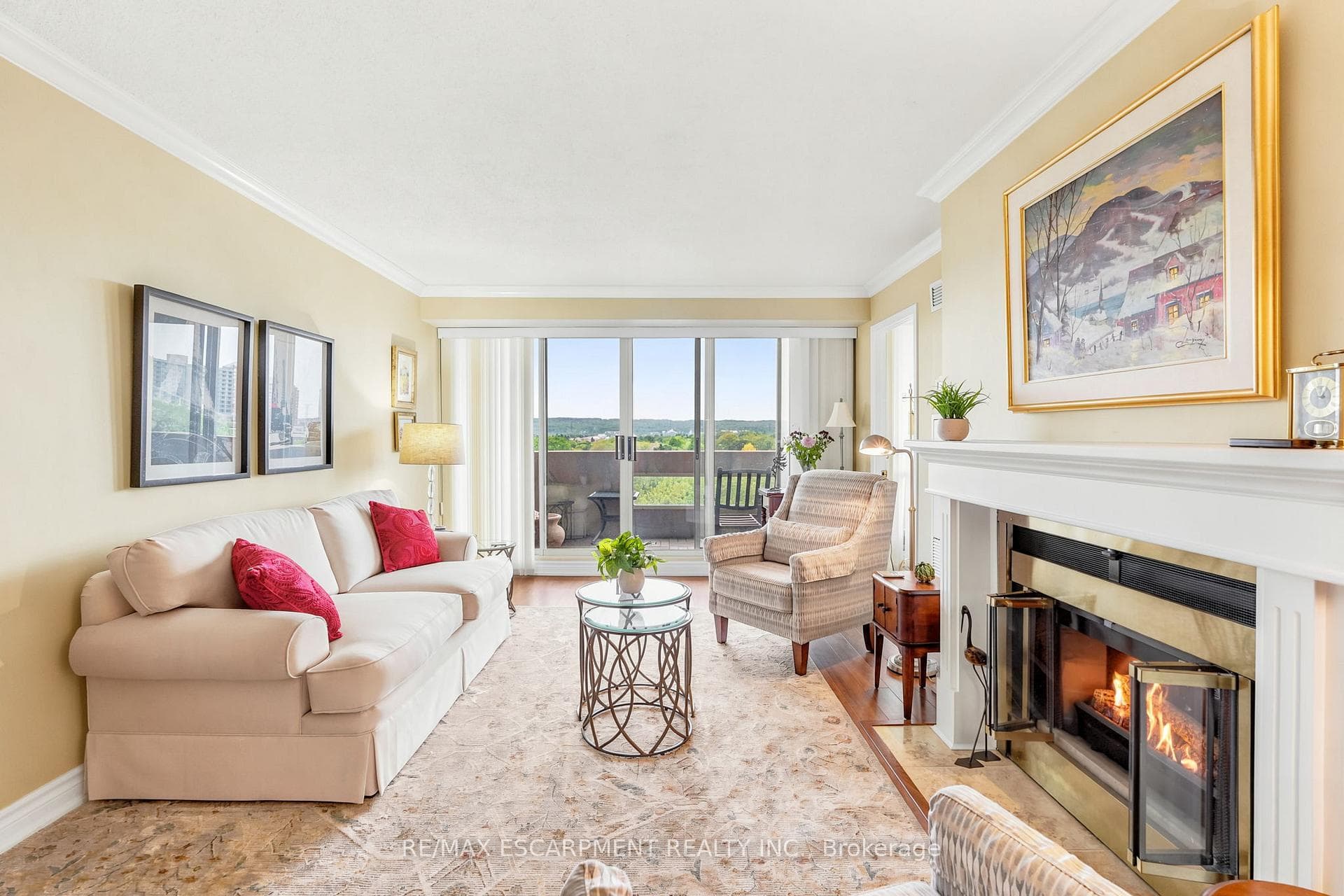 1201 North Shore Boulevard Unit 1003 - Condo photo 8 of 43 in Burlington, Ontario