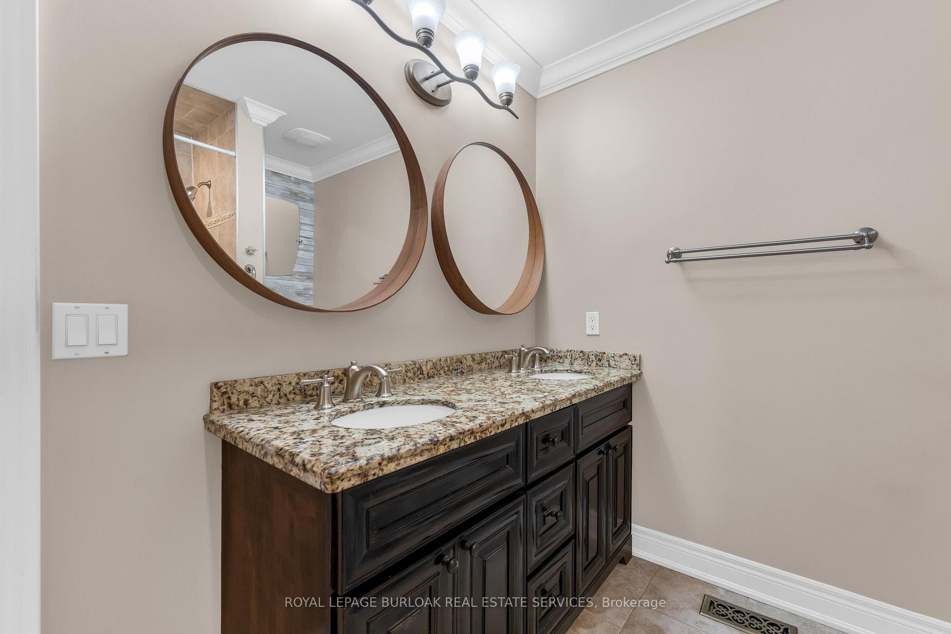 710 Spring Gardens Road Unit 20 - Condo photo 21 of 45 in Burlington, Ontario