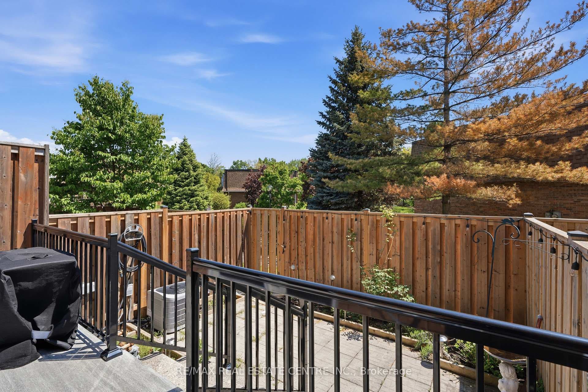 1526 Westminster Manor Unit 1526 - Condo photo 27 of 28 in Burlington, Ontario