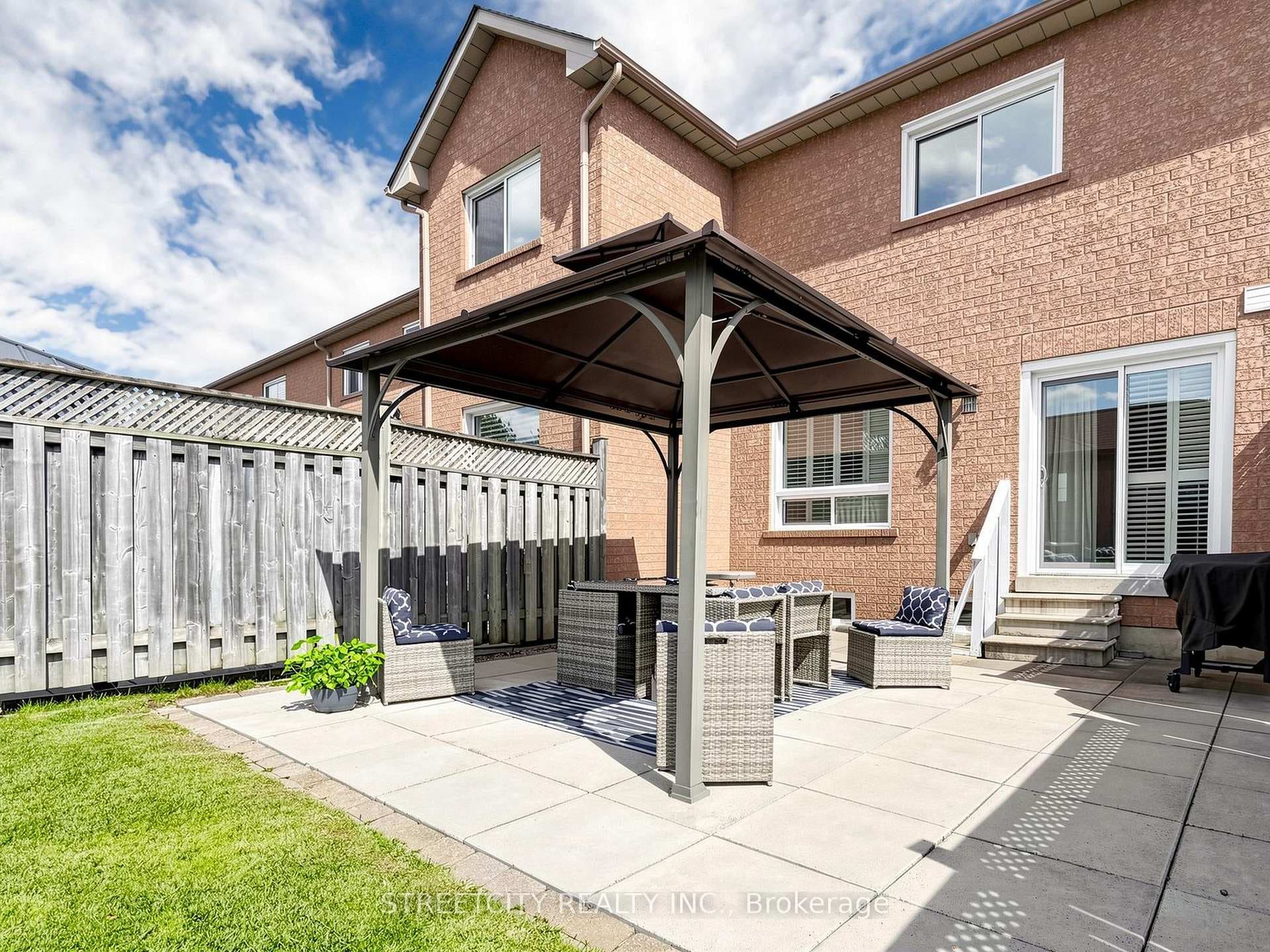 78 Waterbury Street - Townhouse photo 47 of 50 in Caledon, Ontario