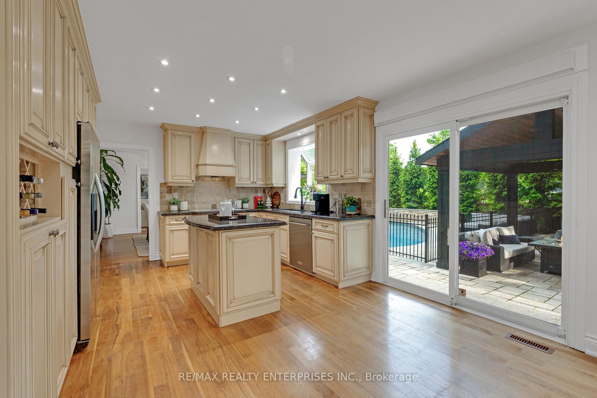 2068 Tenoga Drive - Detached photo 10 of 47 in Mississauga, Ontario