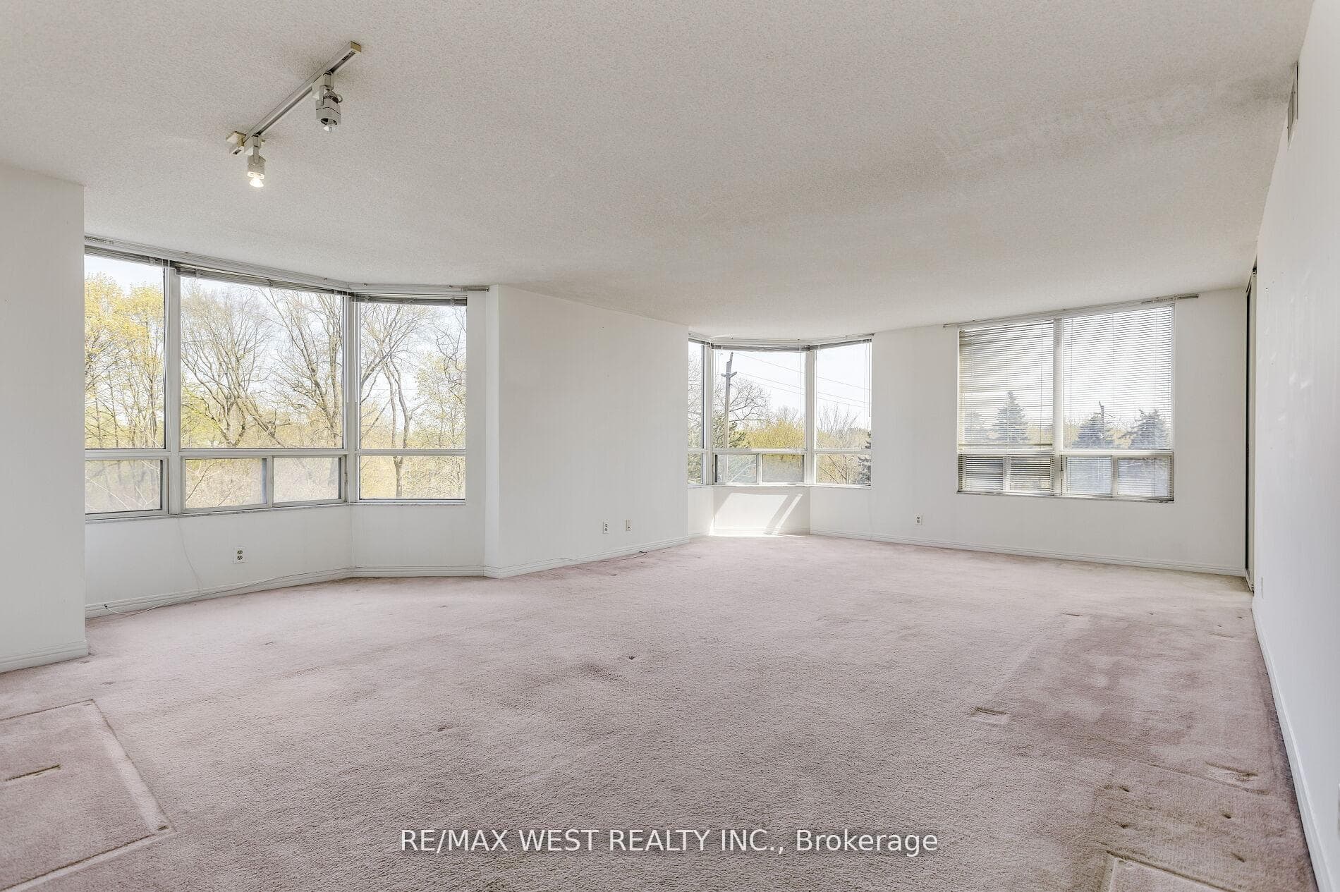 1 Aberfoyle Crescent Unit 411 - Condo photo 15 of 34 in Etobicoke (Islington / Rexdale), Ontario