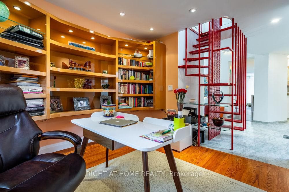 1 Friars Lane - Detached photo 37 of 50 in Etobicoke (Islington / Rexdale), Ontario