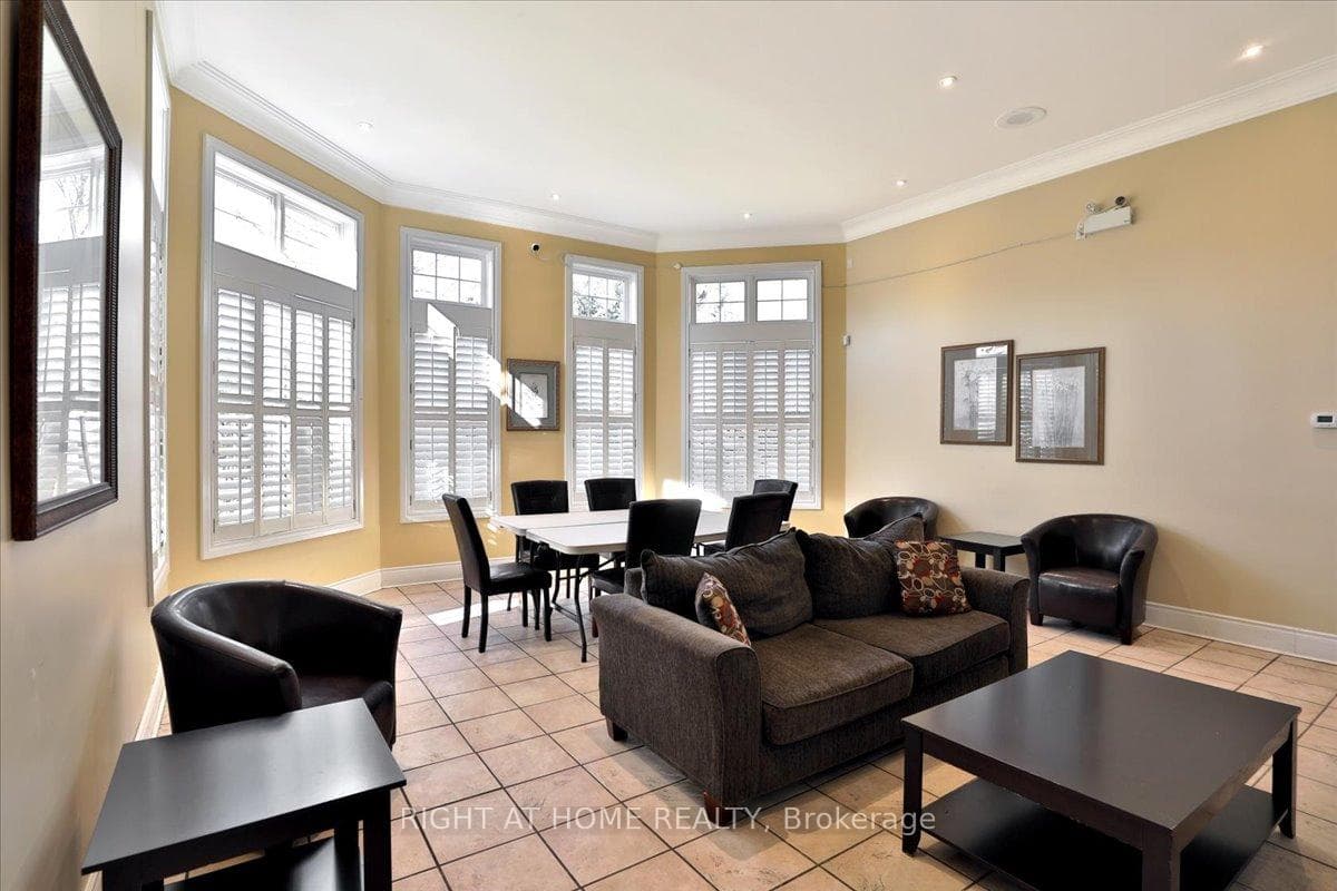 1451 Walker's Line Unit Unit # 312 - Condo photo 42 of 47 in Burlington, Ontario