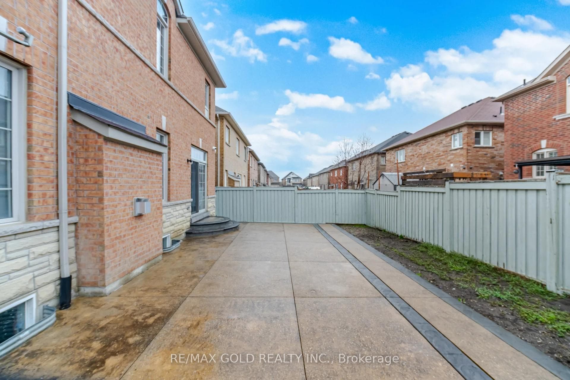 26 Drummondville Drive - Detached photo 23 of 30 in Brampton, Ontario