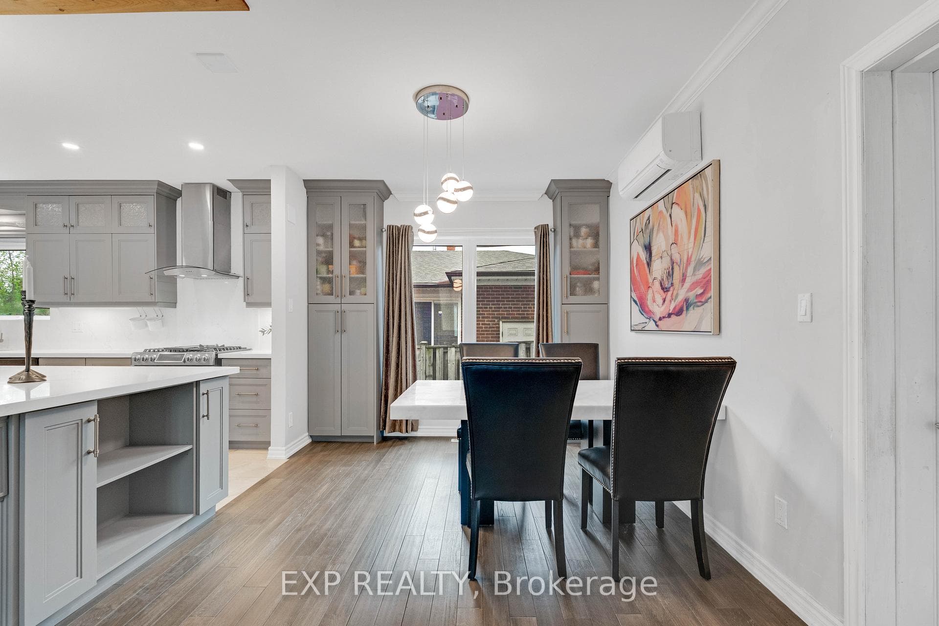 3460 Cawthra Road - Detached photo 9 of 49 in Mississauga, Ontario