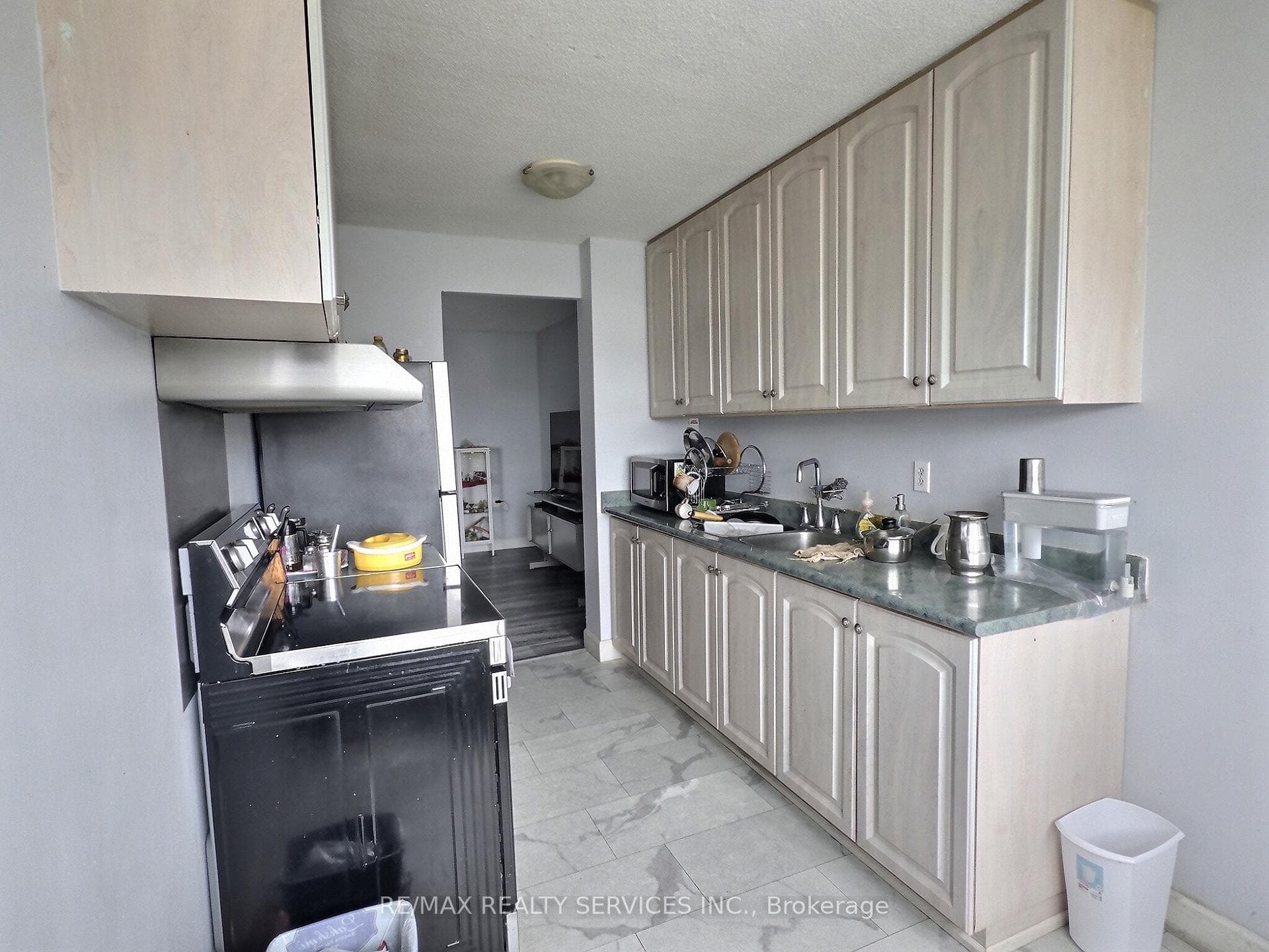 18 Knightsbridge Road Unit 1812 - Condo photo 9 of 17 in Brampton, Ontario