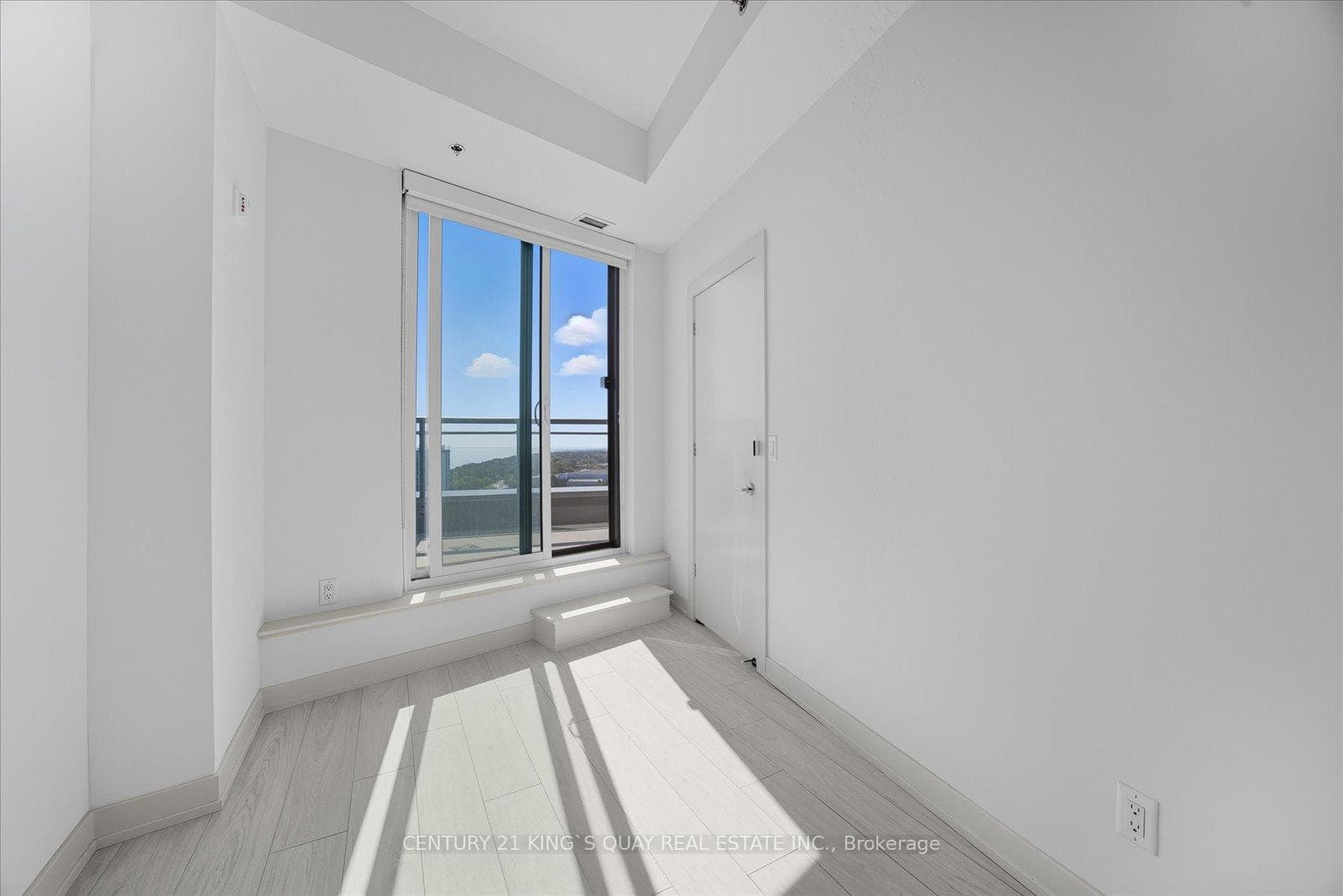 90 Glen Everest Road Unit 1008 - Condo photo 23 of 50 in Birch Cliff / Cliffside, Ontario