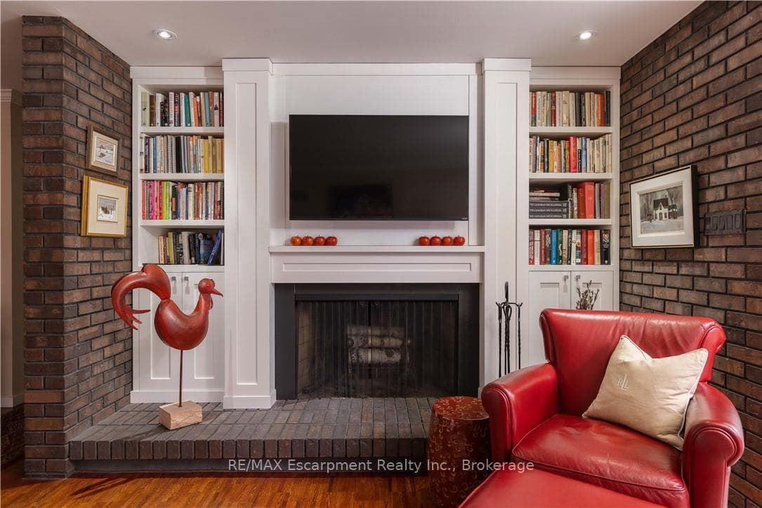 1168 Carey Road - Detached photo 13 of 35 in Oakville, Ontario