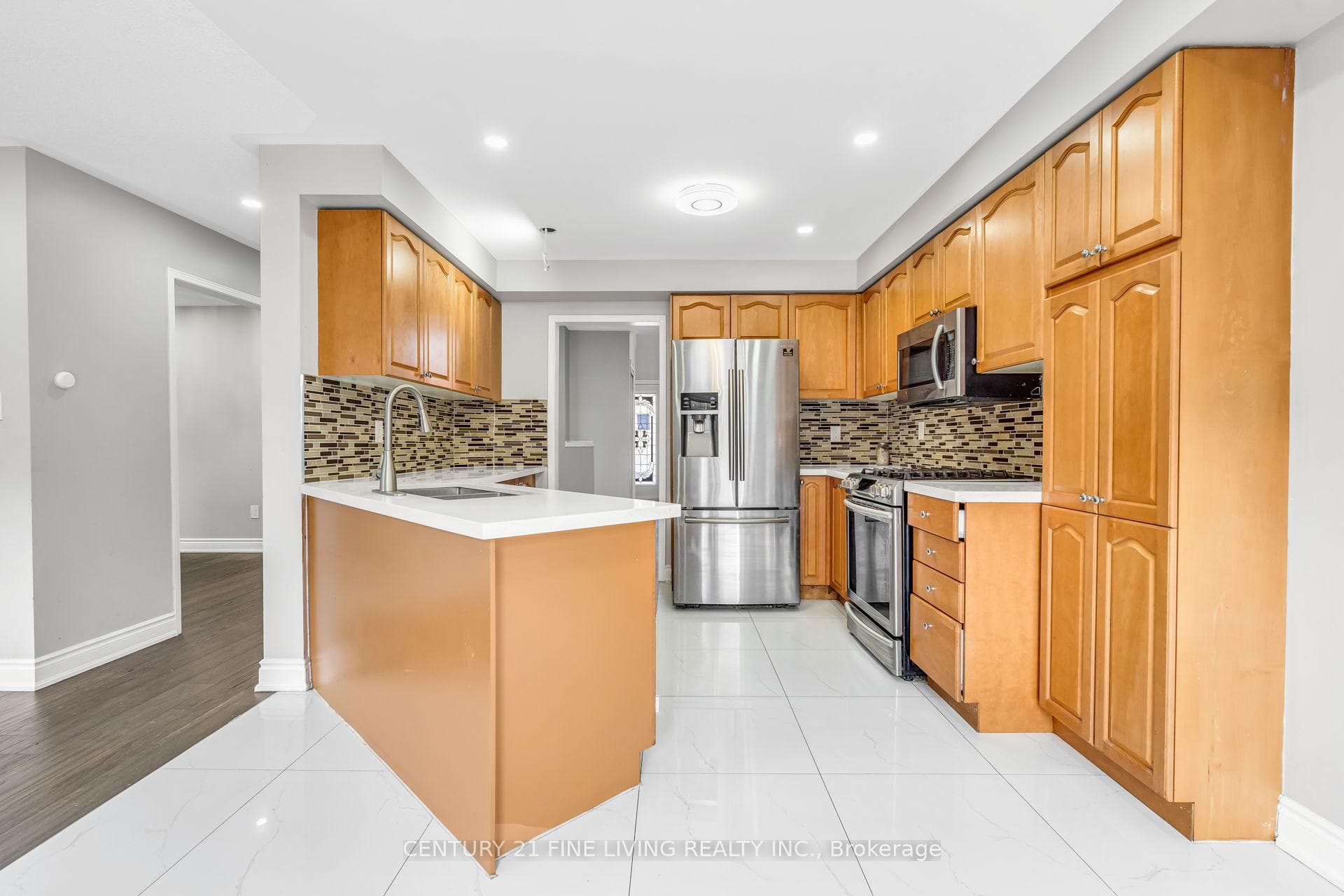 20 Edenvalley Road - Detached photo 7 of 38 in Brampton, Ontario