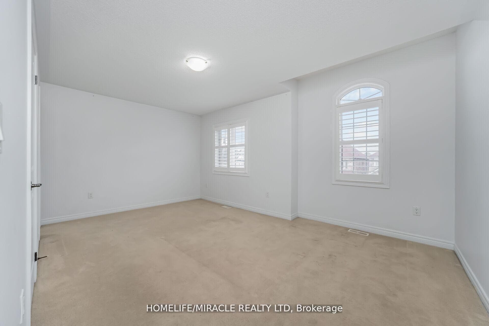 10 Kenora Street - Detached photo 27 of 50 in Brampton, Ontario
