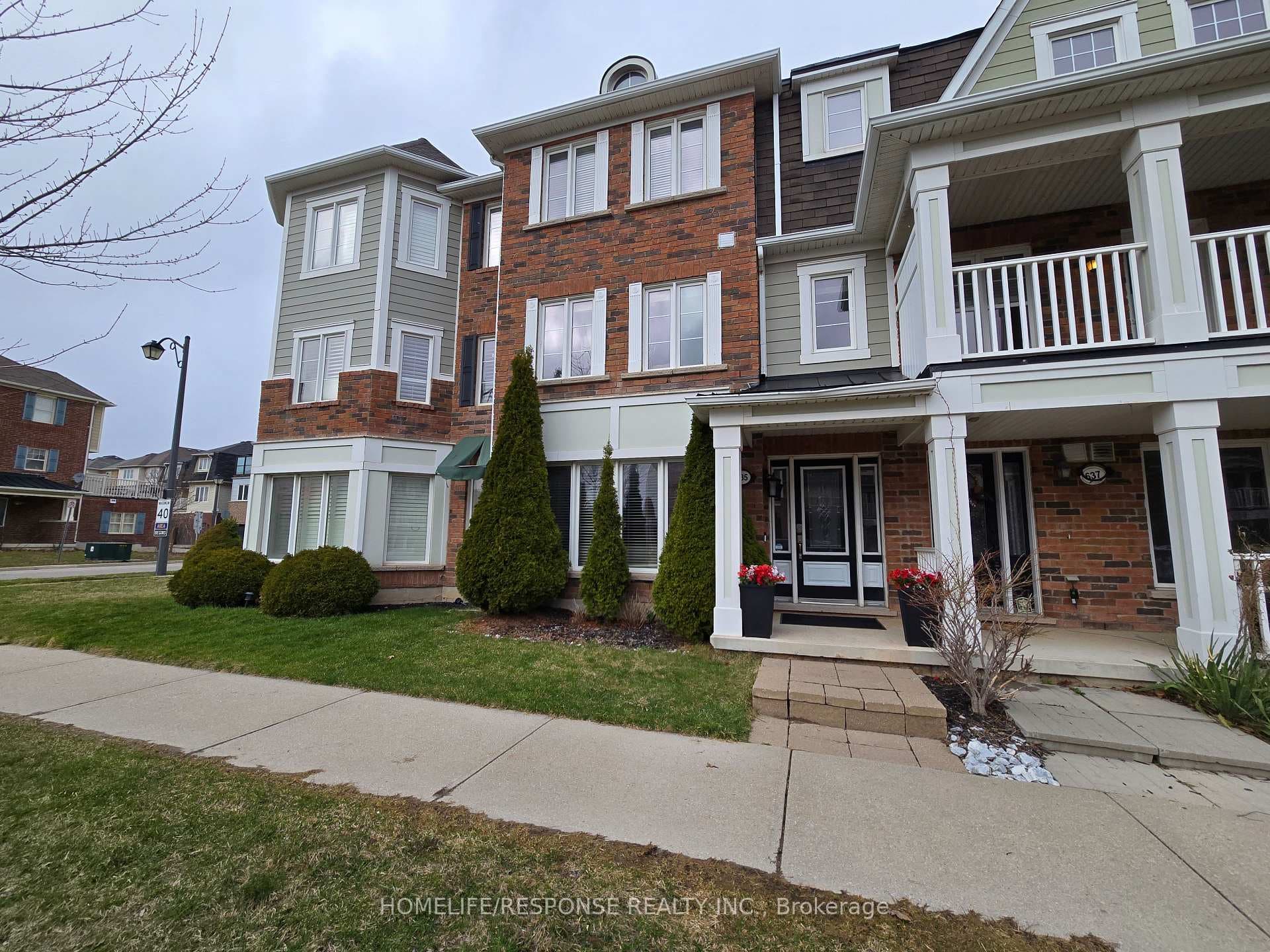 635 SCOTT Boulevard - Townhouse for sale in Old Milton, Ontario