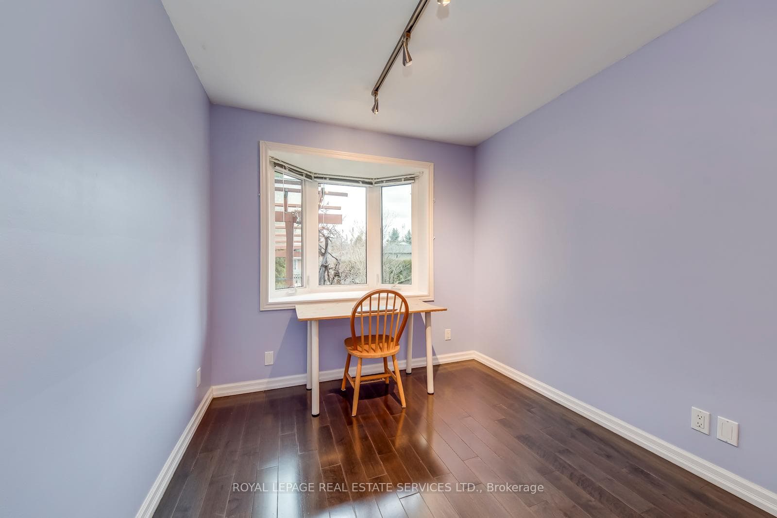 1607 Ewald Road - Detached photo 16 of 37 in Mississauga, Ontario